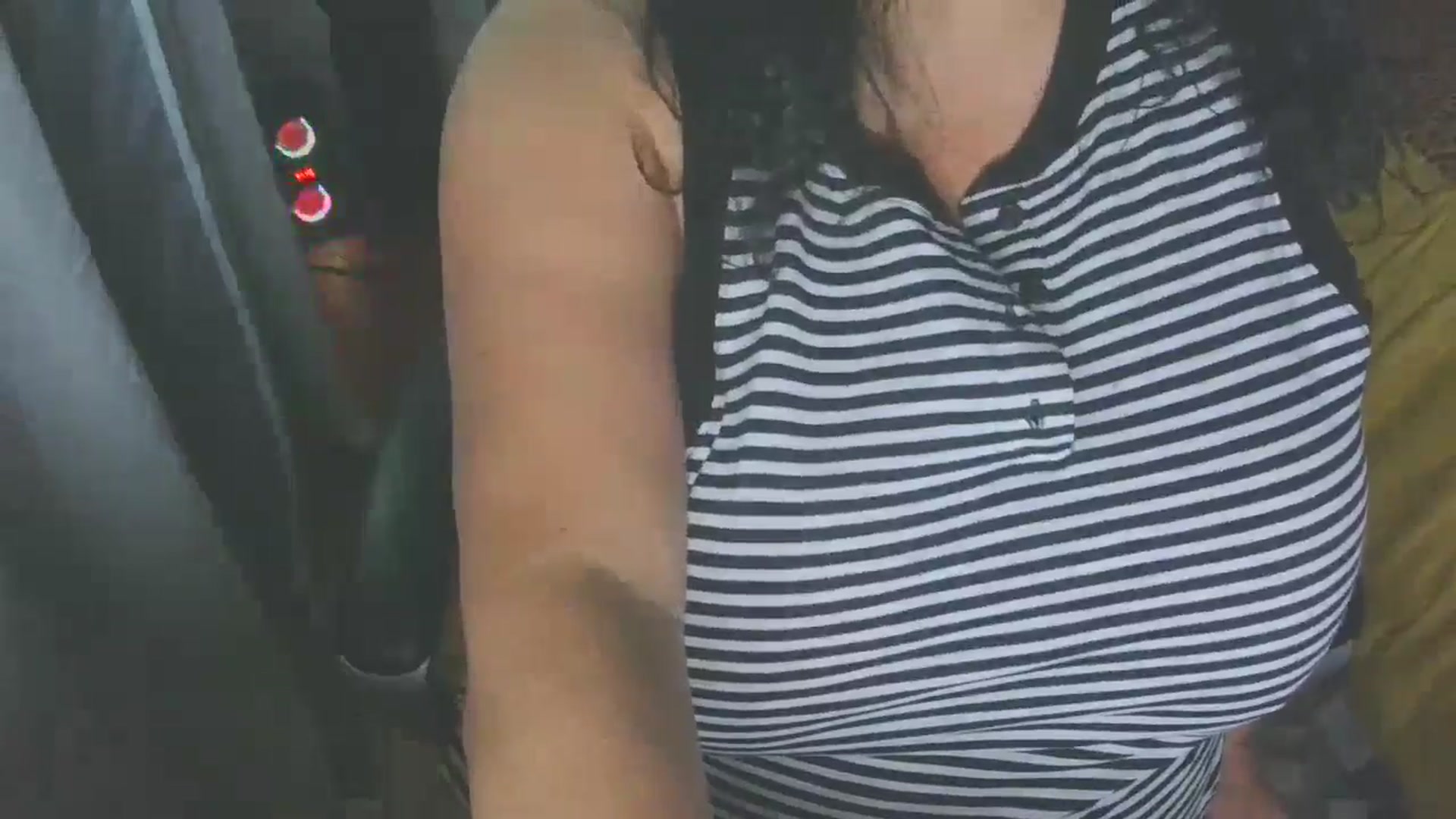 Gallery image thumbnail from SignorinaVoss's myfreecams stream on, 05/05/2024, 18:06 image 12 of 20