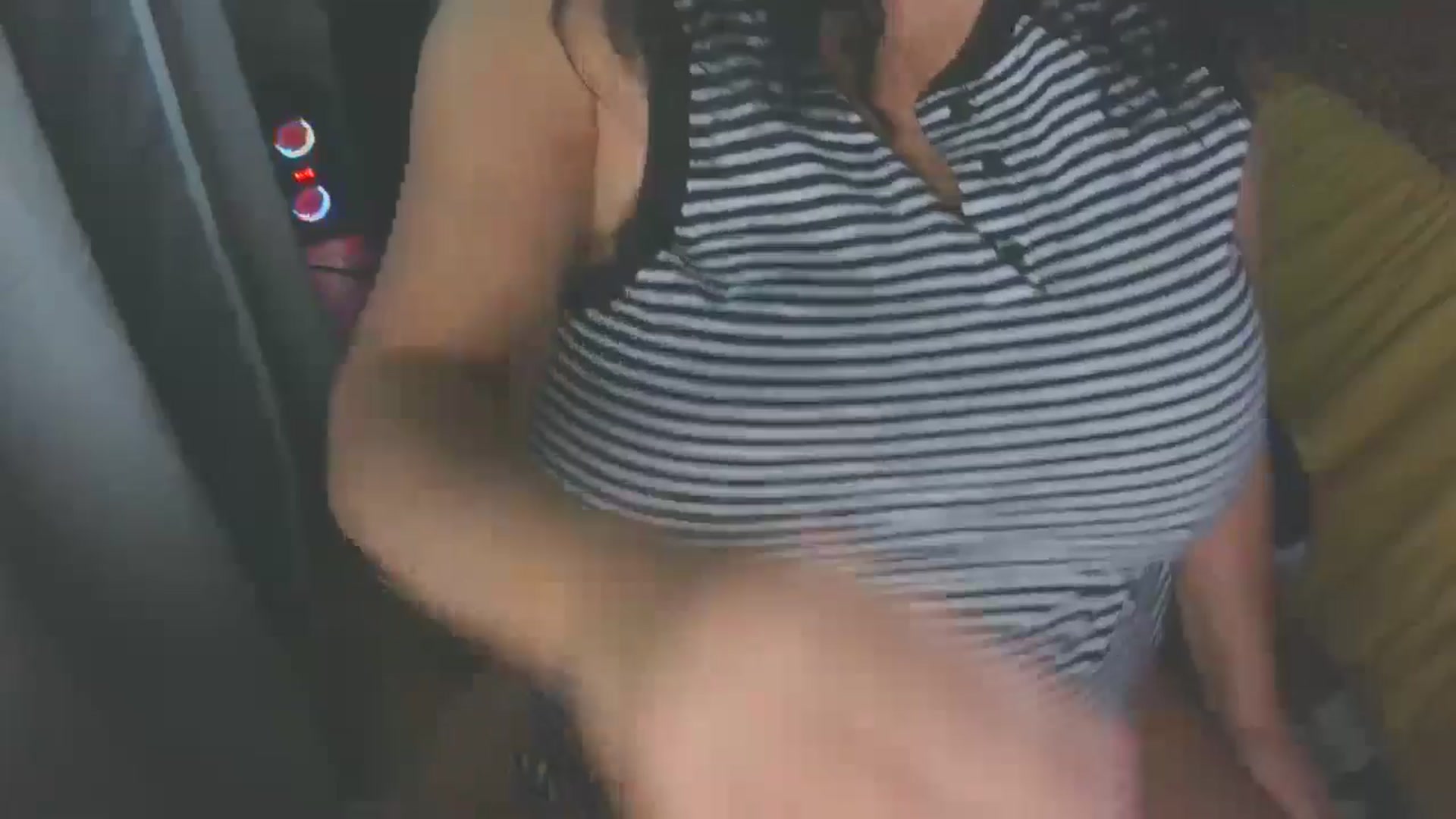 Gallery image thumbnail from SignorinaVoss's myfreecams stream on, 05/05/2024, 18:06 image 2 of 20