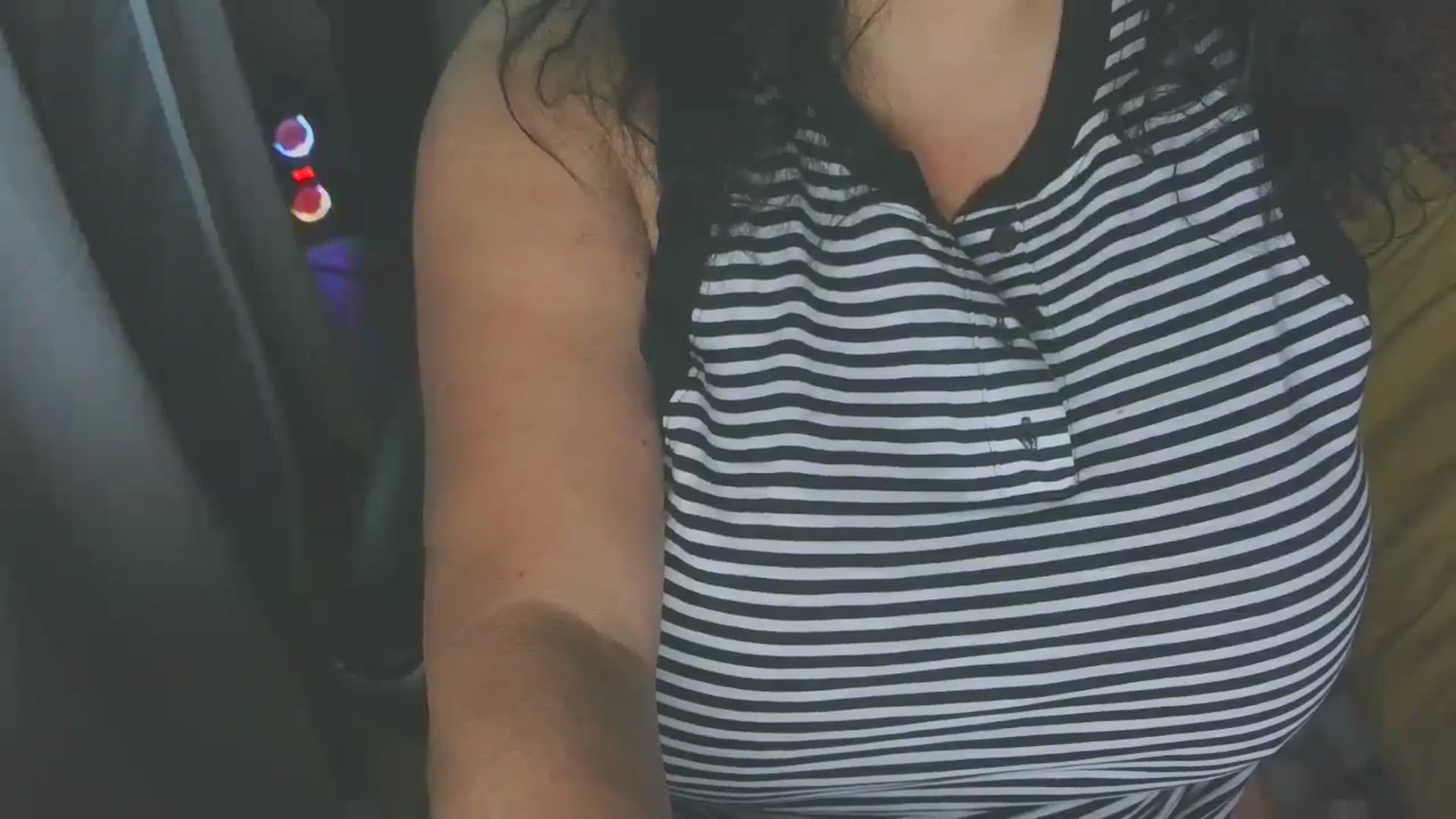 Gallery image thumbnail from SignorinaVoss's myfreecams stream on, 05/05/2024, 18:06 image 11 of 20