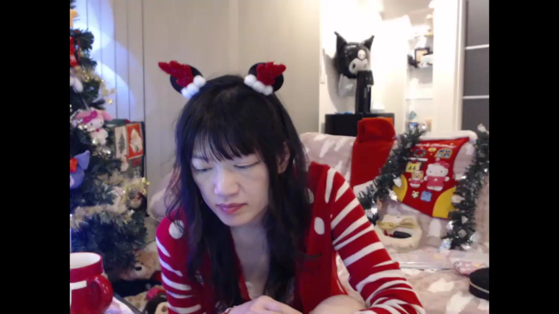 Gallery image thumbnail from SilViAjpn's myfreecams stream on, 12/25/2025, 13:16 image 8 of 20