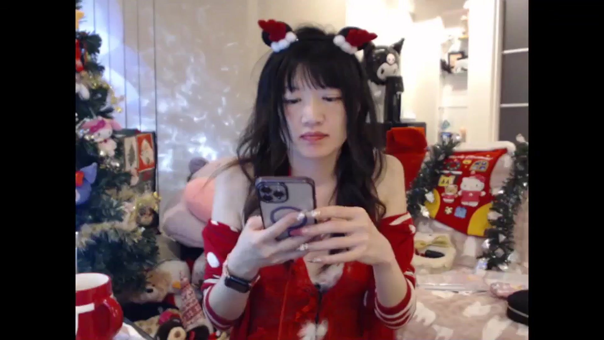 Gallery image thumbnail from SilViAjpn's myfreecams stream on, 12/25/2025, 13:16 image 5 of 20