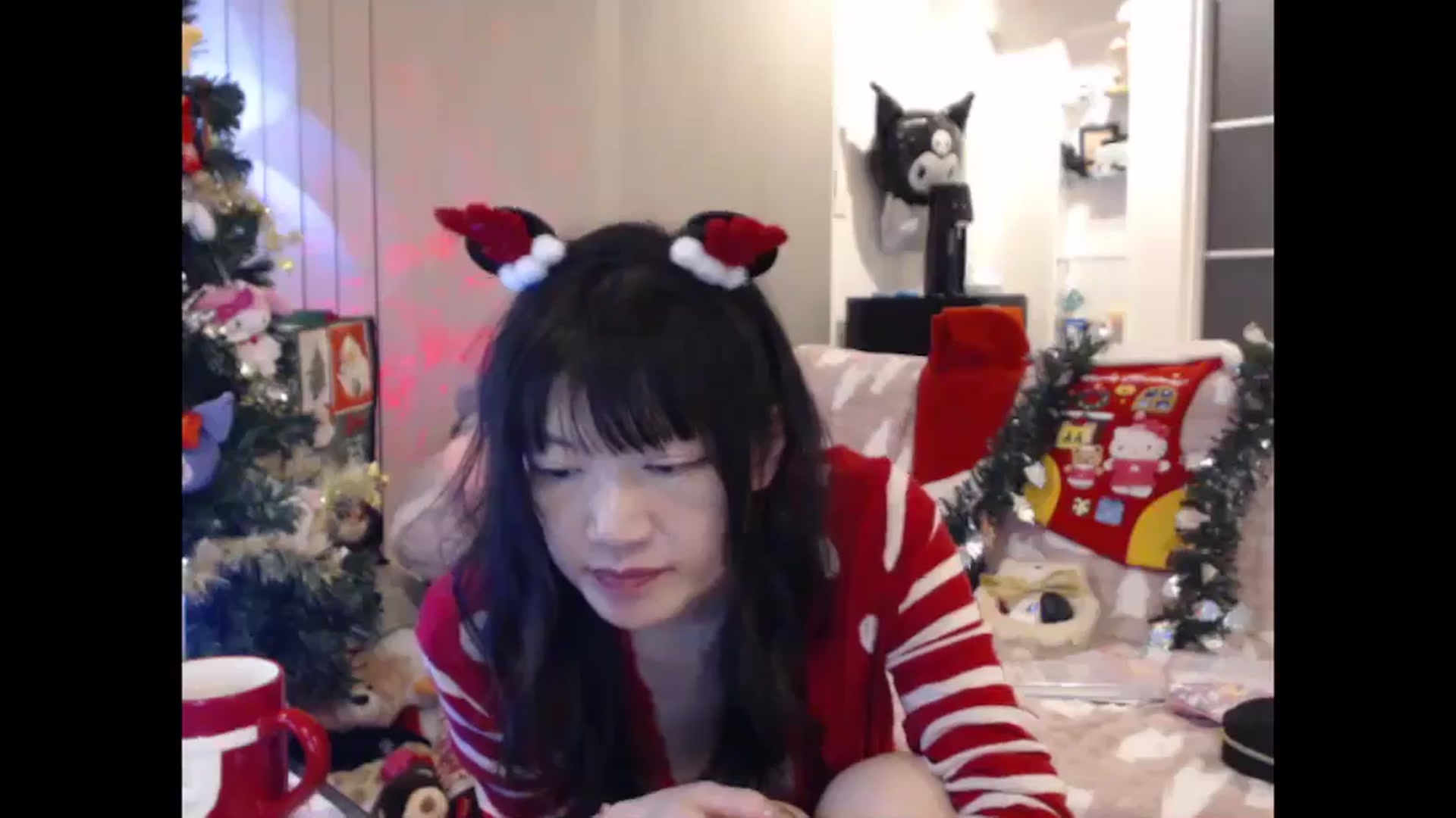 Gallery image thumbnail from SilViAjpn's myfreecams stream on, 12/25/2025, 13:16 image 10 of 20