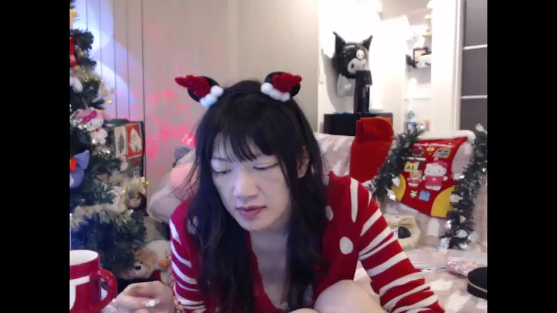 Gallery image thumbnail from SilViAjpn's myfreecams stream on, 12/25/2025, 13:16 image 11 of 20