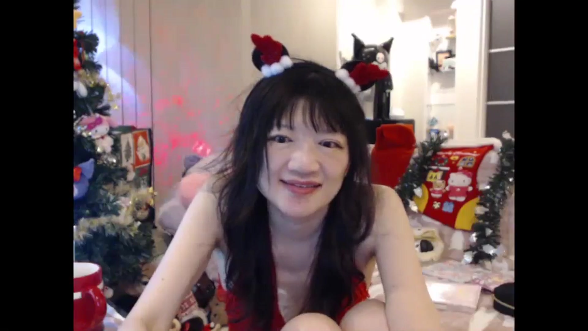 Gallery image thumbnail from SilViAjpn's myfreecams stream on, 12/25/2025, 13:16 image 20 of 20