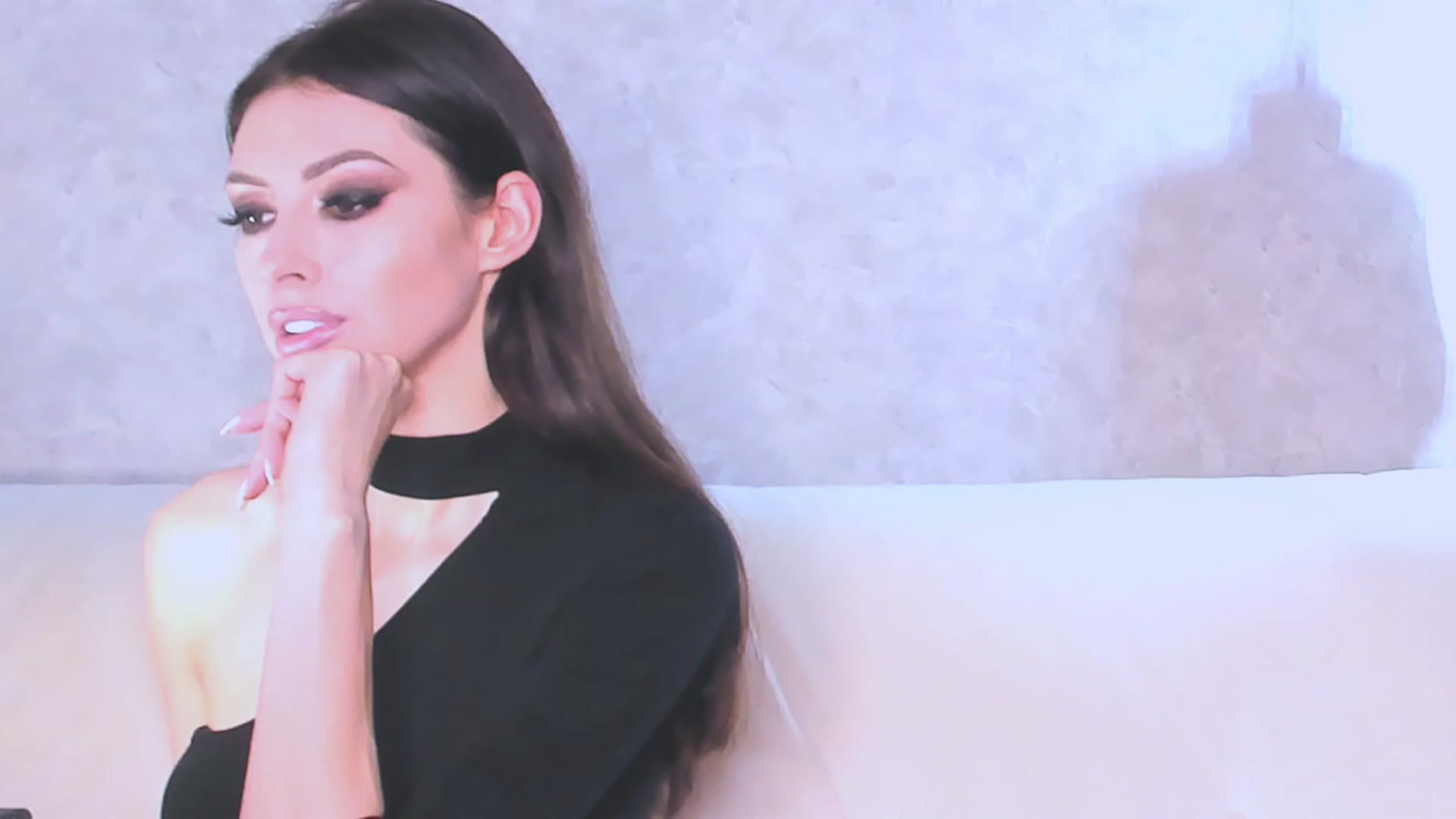 Gallery image thumbnail from SilenceIsSexy's myfreecams stream on, 12/27/2022, 01:40 image 2 of 20