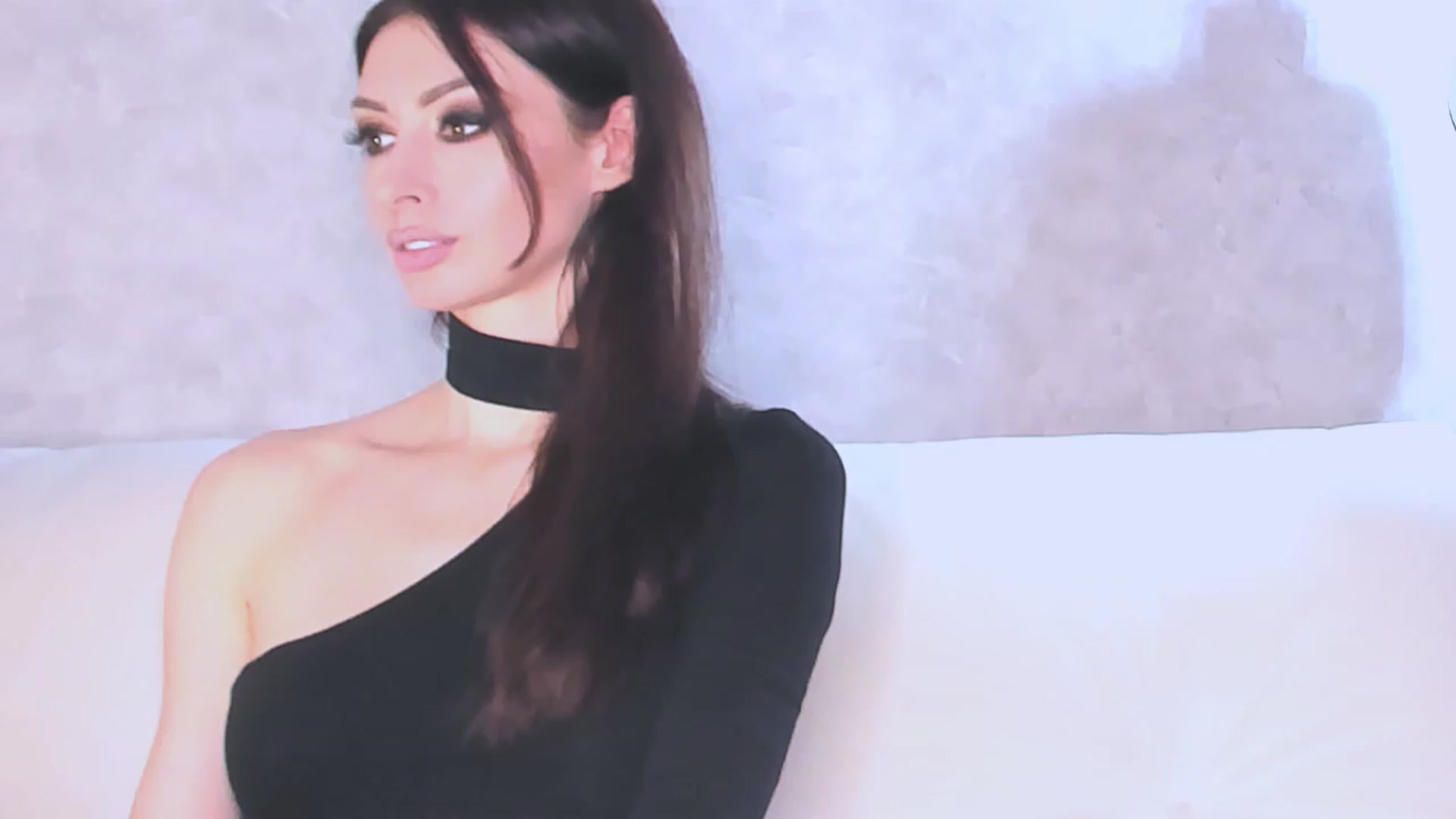 Gallery image thumbnail from SilenceIsSexy's myfreecams stream on, 01/22/2023, 22:04 image 8 of 20