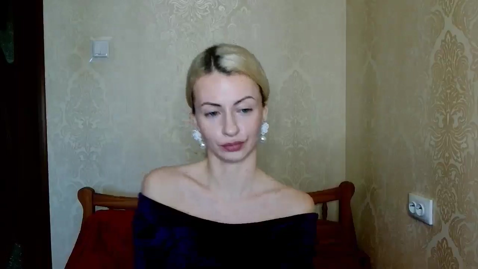 Gallery image thumbnail from SilkBlonde's myfreecams stream on, 02/11/2026, 12:07 image 12 of 20