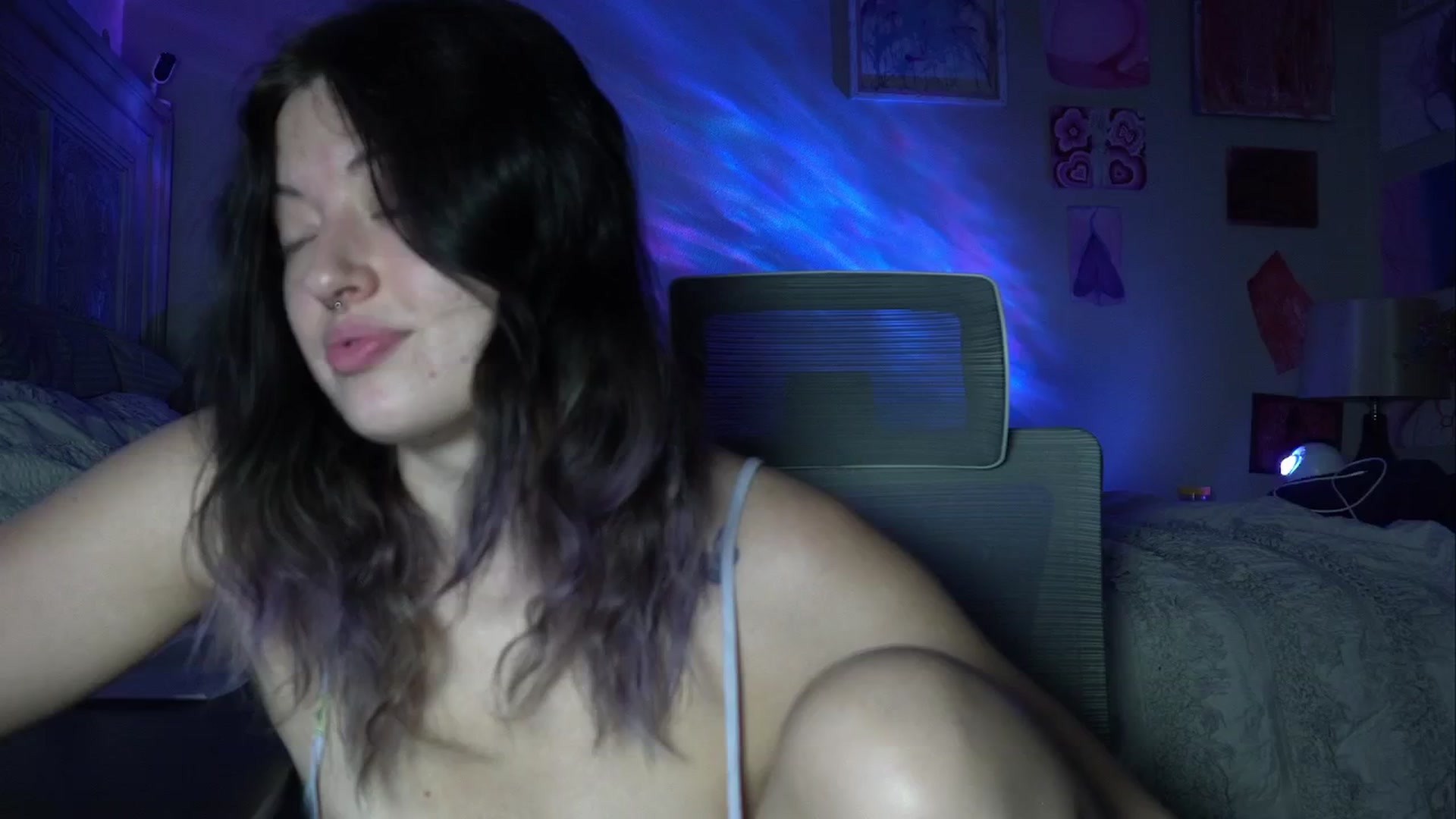 Gallery image thumbnail from SilkyKitty7's myfreecams stream on, 12/22/2025, 08:18 image 20 of 20