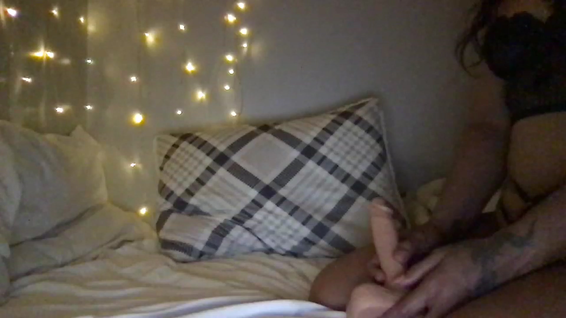 Gallery image thumbnail from SillyGirlXO's myfreecams stream on, 05/21/2023, 05:44 image 20 of 20