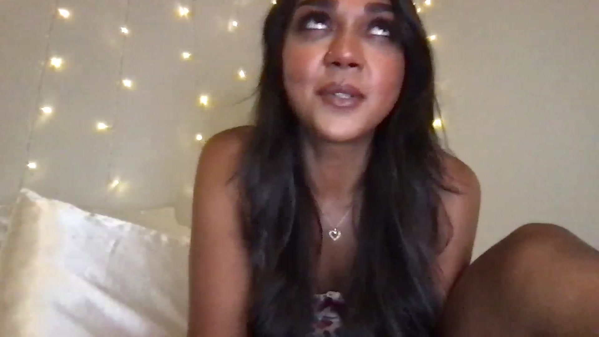 Gallery image thumbnail from SillyGirlXO's myfreecams stream on, 09/23/2023, 23:54 image 7 of 20