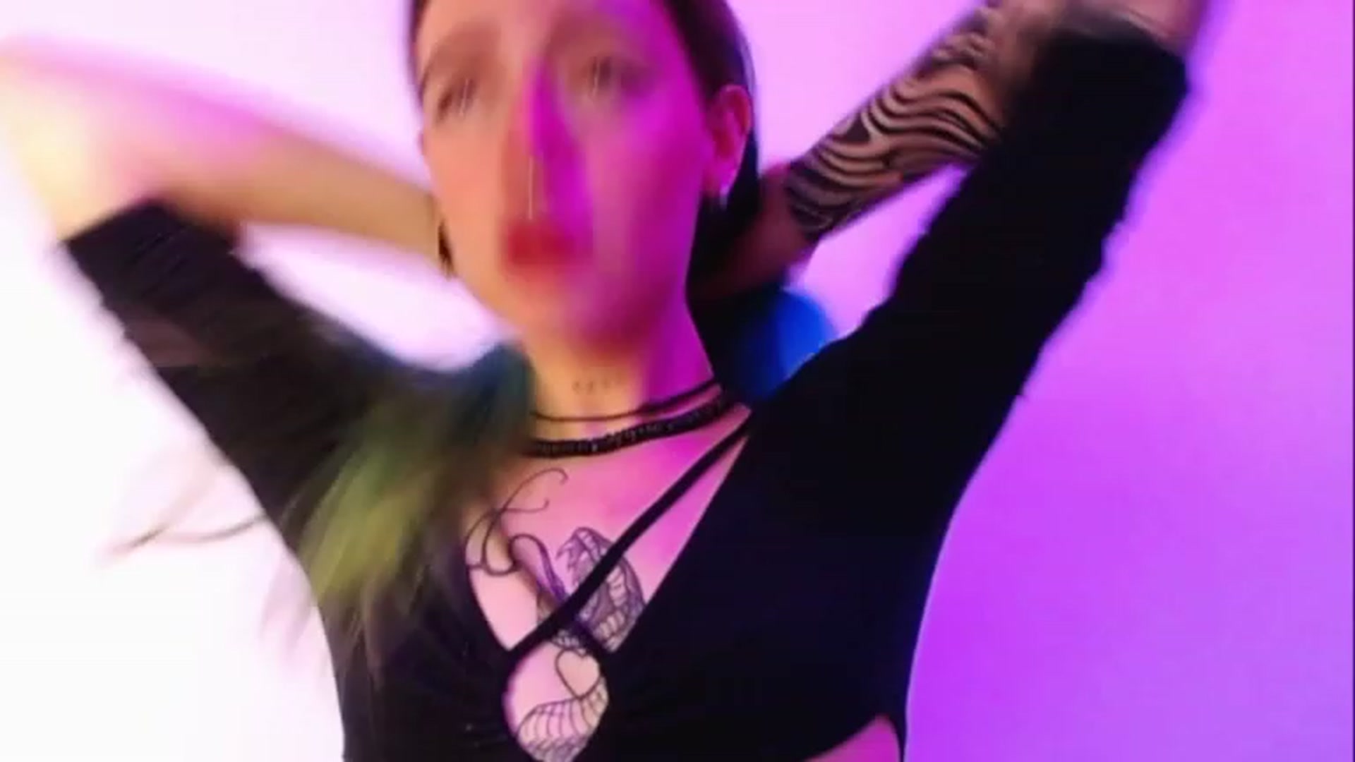 Gallery image thumbnail from SilverHase2's myfreecams stream on, 02/13/2023, 05:52 image 4 of 20