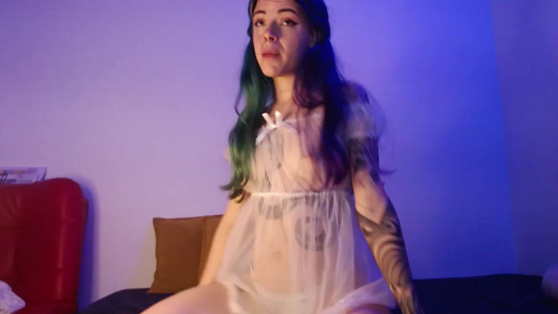 Gallery image thumbnail from SilverHase2's myfreecams stream on, 07/19/2023, 02:43 image 7 of 20
