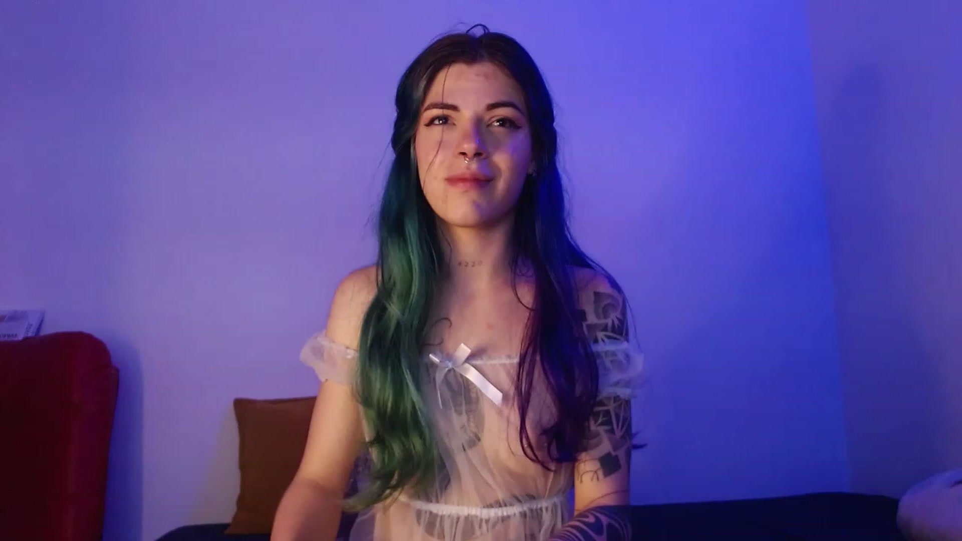 Gallery image thumbnail from SilverHase2's myfreecams stream on, 07/19/2023, 02:43 image 10 of 20