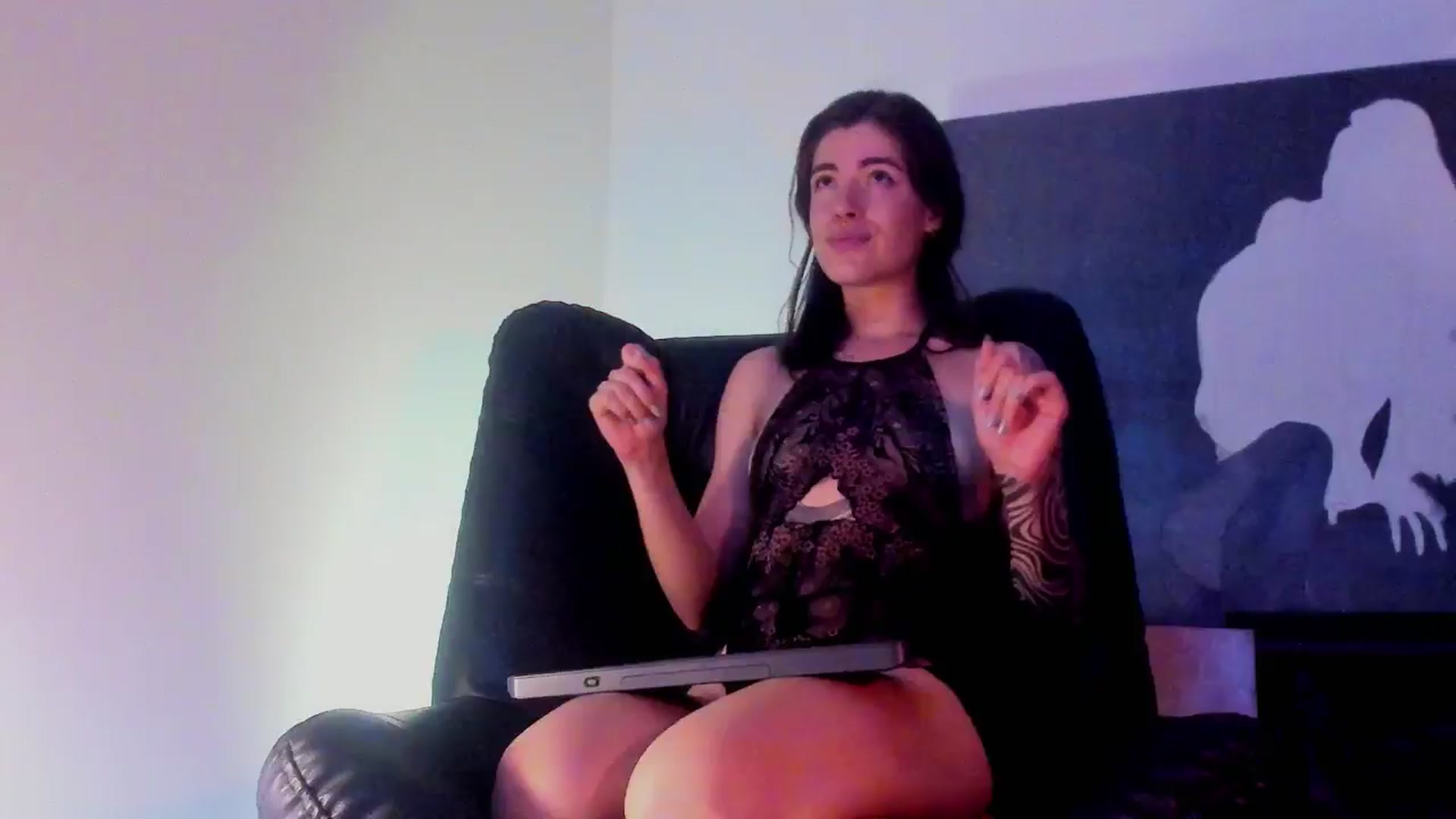 Gallery image thumbnail from SilverHase2's myfreecams stream on, 07/24/2024, 10:11 image 5 of 20