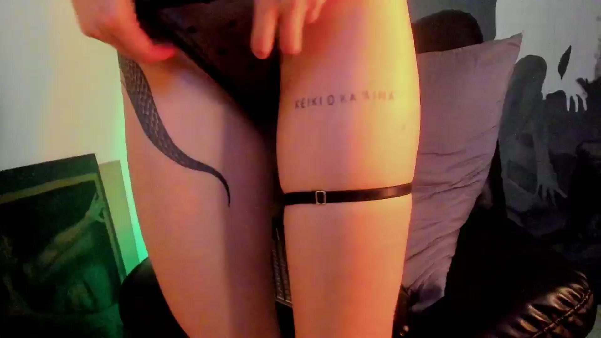 Gallery image thumbnail from SilverHase2's myfreecams stream on, 07/29/2024, 10:28 image 17 of 20