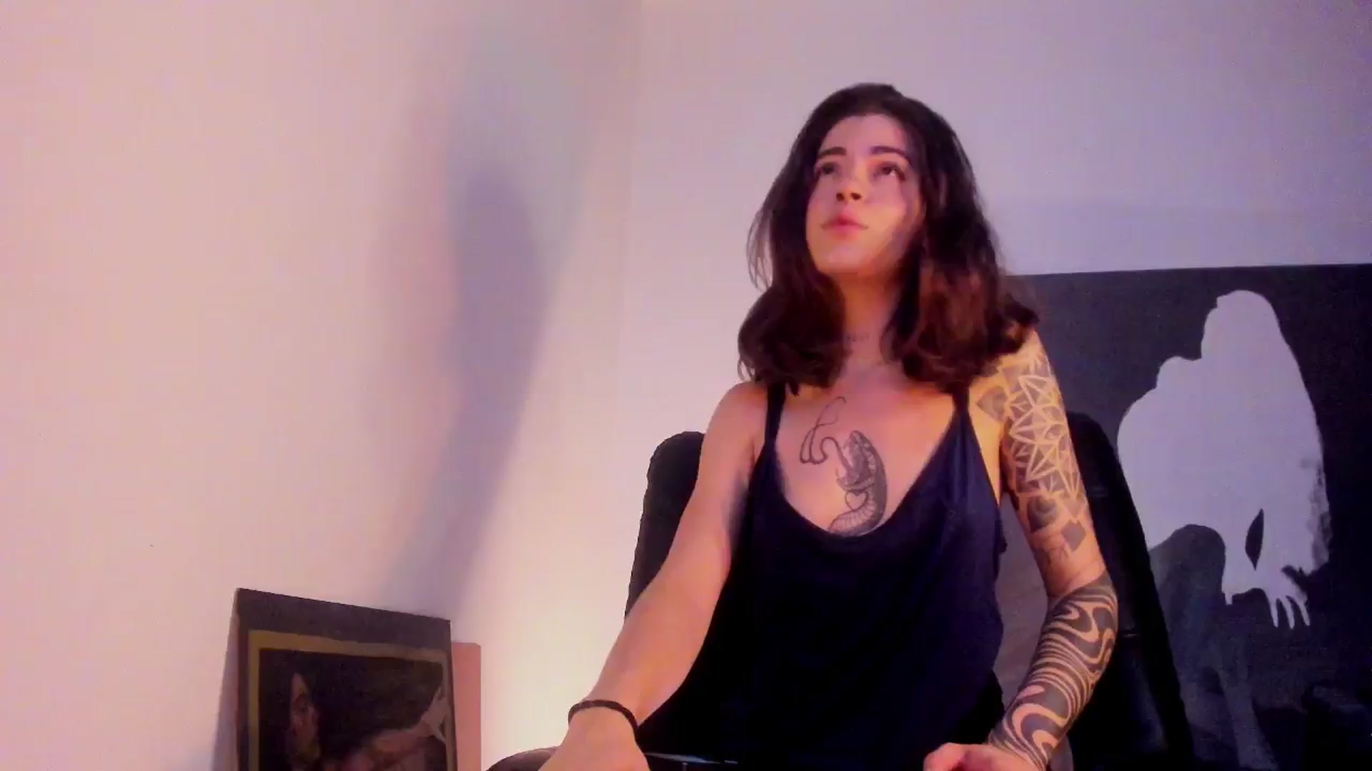 Gallery image thumbnail from SilverHase2's myfreecams stream on, 07/30/2024, 09:06 image 6 of 20