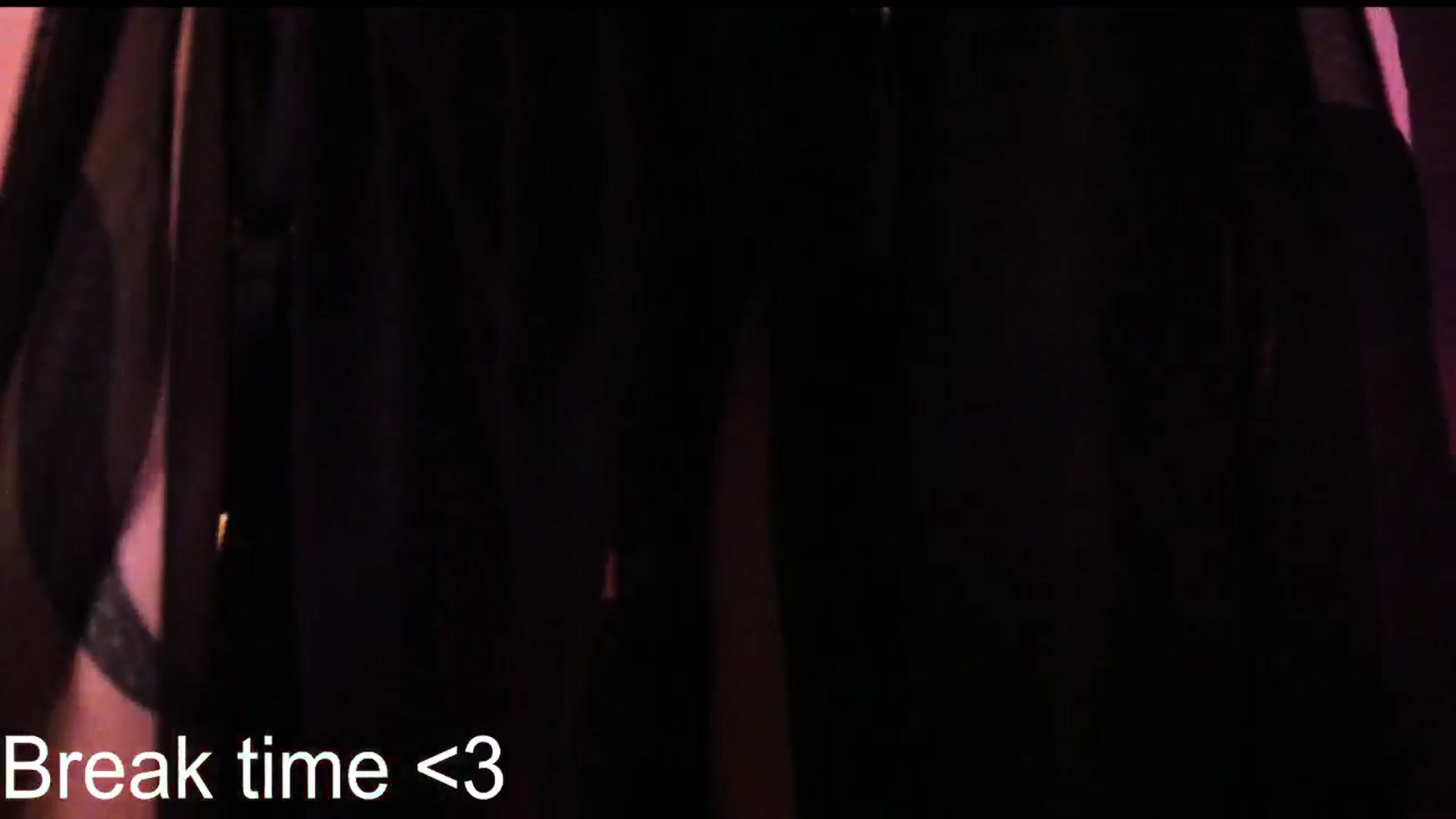Gallery image thumbnail from SilverHase2's myfreecams stream on, 08/04/2024, 10:28 image 17 of 20