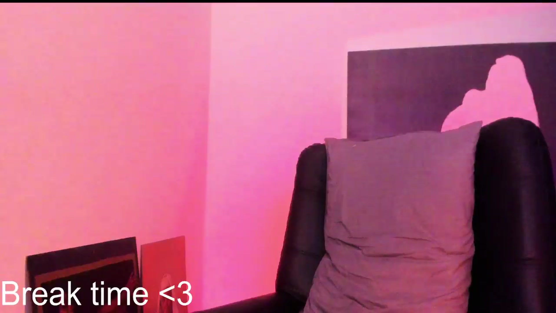 Gallery image thumbnail from SilverHase2's myfreecams stream on, 08/04/2024, 10:28 image 11 of 20