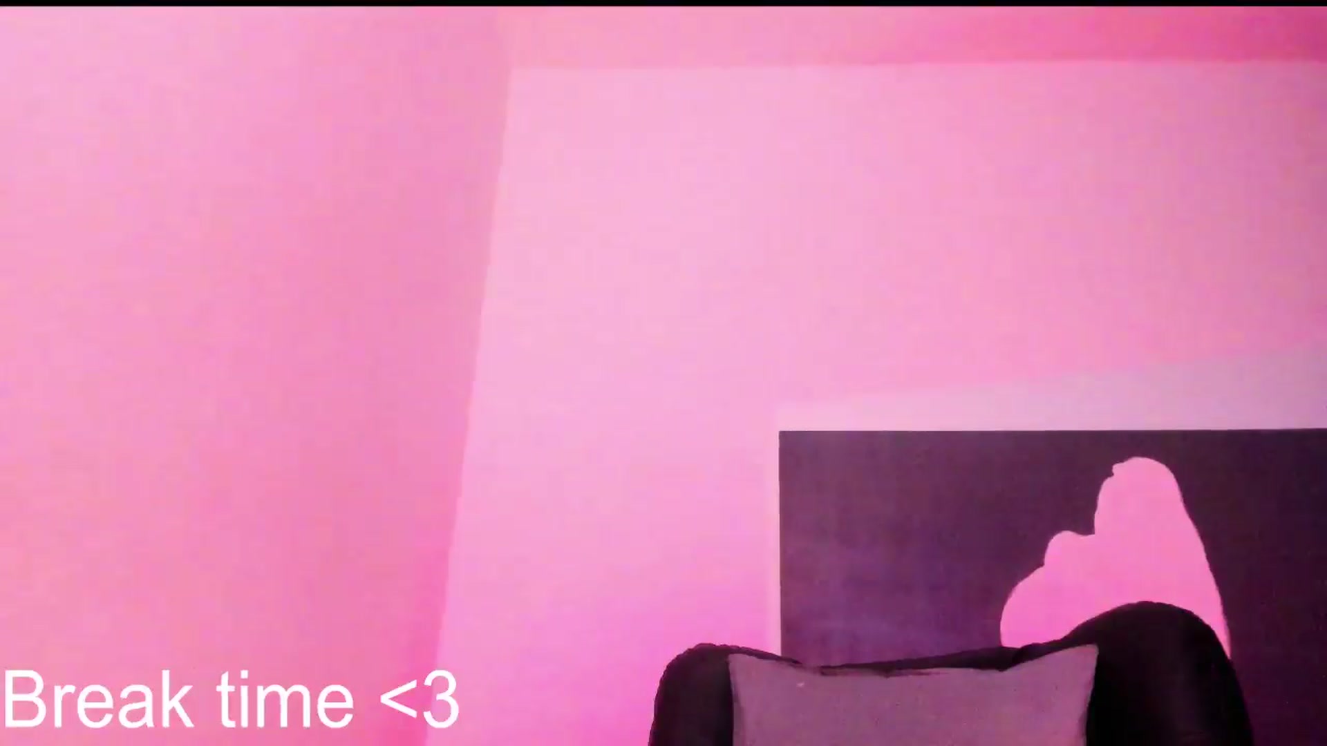 Gallery image thumbnail from SilverHase2's myfreecams stream on, 08/04/2024, 10:28 image 18 of 20