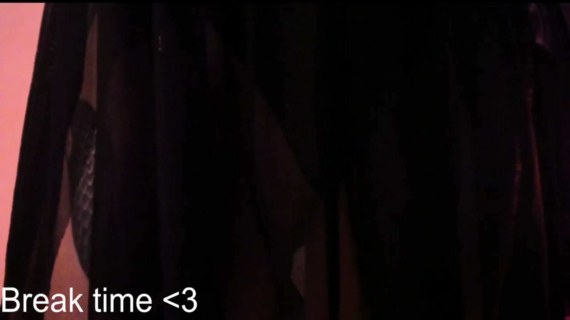 Gallery image thumbnail from SilverHase2's myfreecams stream on, 08/04/2024, 10:28 image 16 of 20