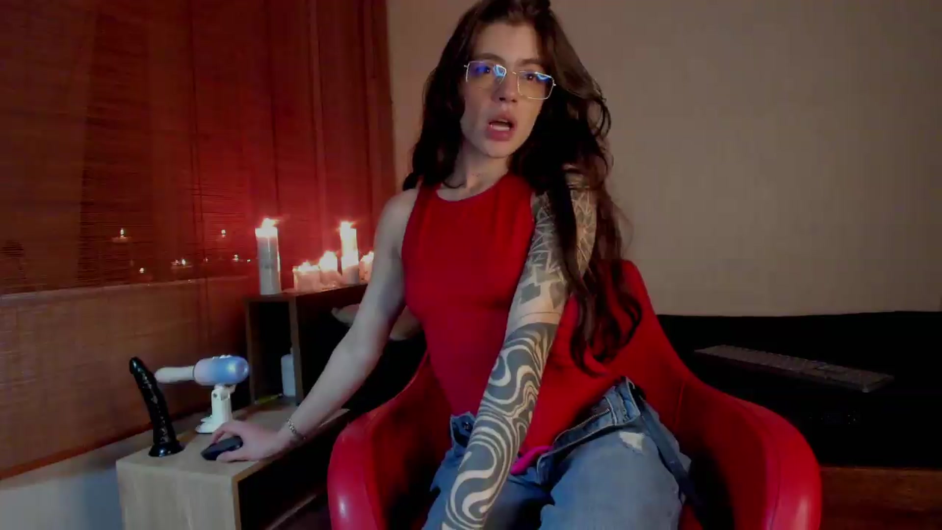 Gallery image thumbnail from SilverHase2's myfreecams stream on, 05/29/2026, 05:10 image 2 of 20