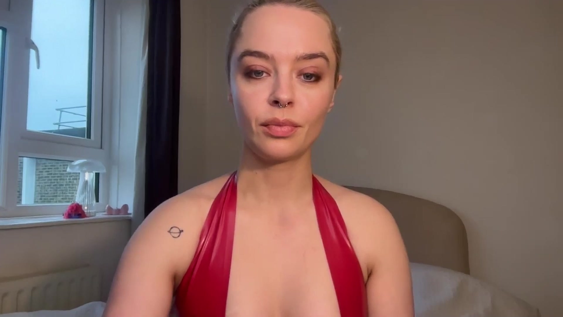 Gallery image thumbnail from SilverLowe's myfreecams stream on, 12/26/2024, 15:41 image 10 of 20