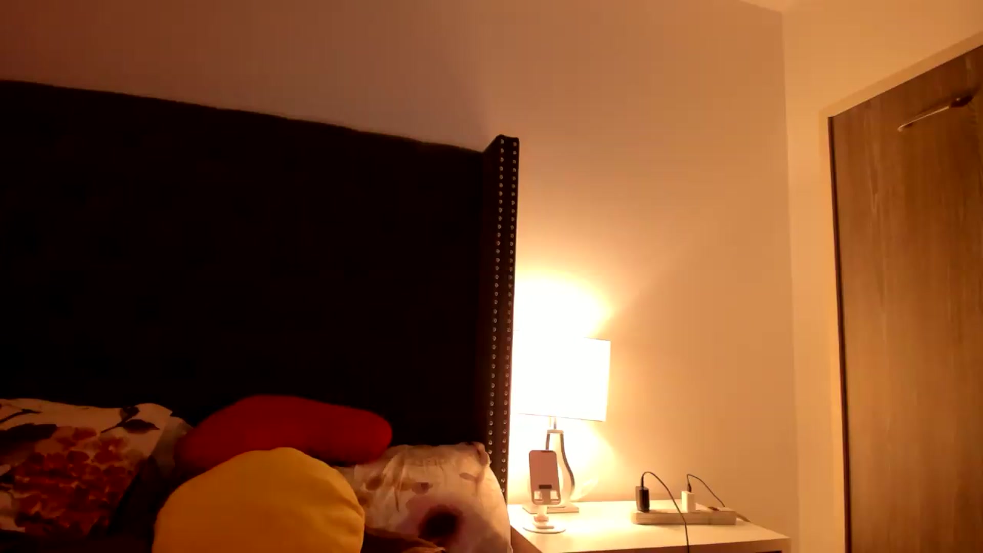Gallery image thumbnail from SilverSiren's myfreecams stream on, 09/09/2026, 02:46 image 5 of 20