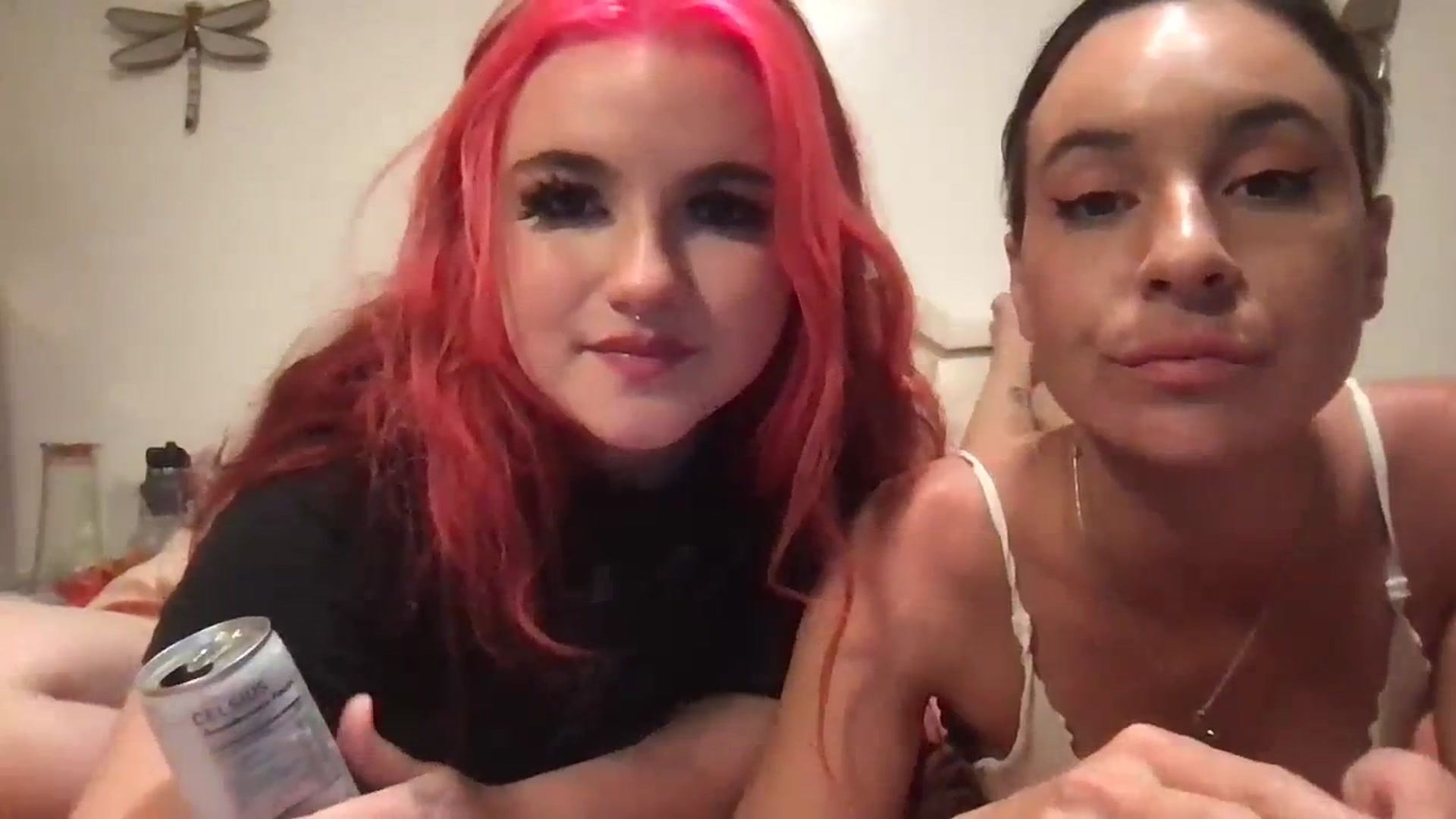 Gallery image thumbnail from Silverngolden's myfreecams stream on, 10/21/2023, 01:18 image 18 of 20
