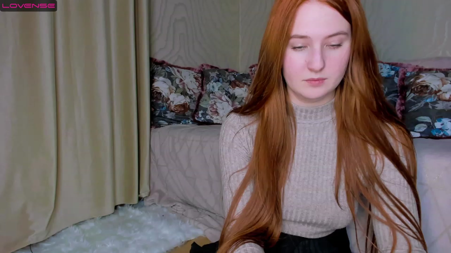 Gallery image thumbnail from SilwiaDreams's myfreecams stream on, 11/18/2022, 01:42 image 18 of 20