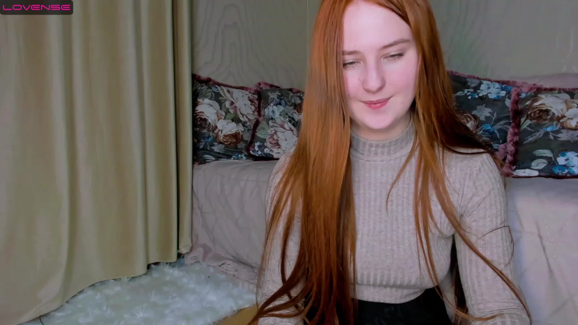 Gallery image thumbnail from SilwiaDreams's myfreecams stream on, 11/18/2022, 01:42 image 6 of 20