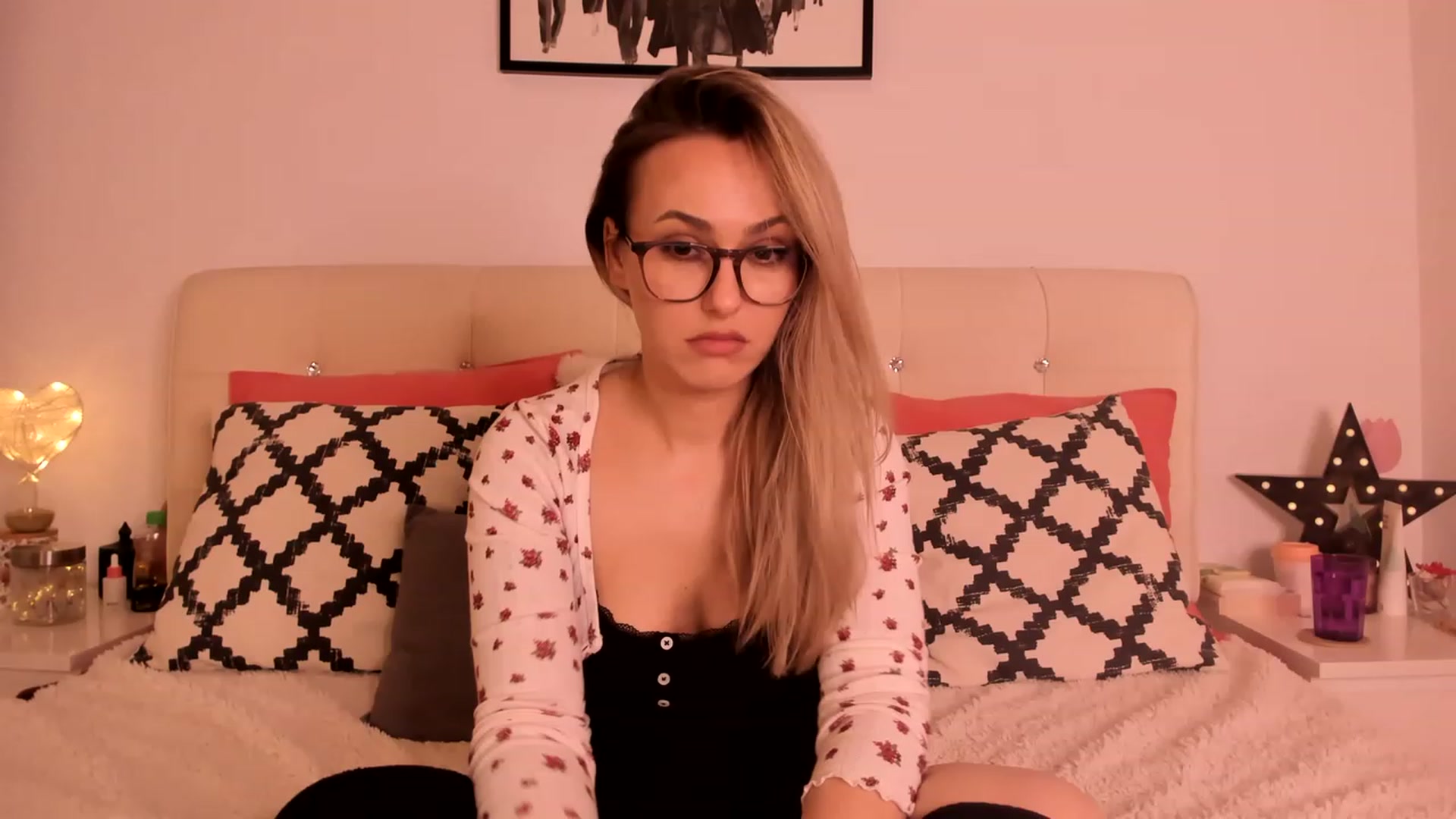 Gallery image thumbnail from Simi__'s myfreecams stream on, 01/30/2023, 17:14 image 11 of 20