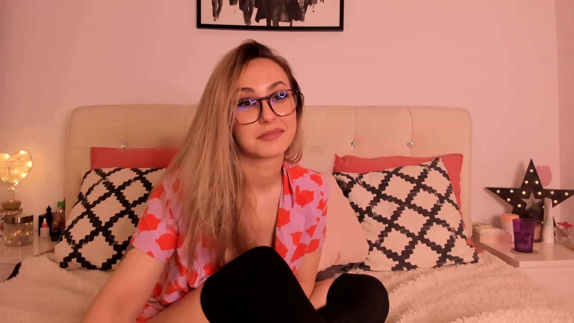 Gallery image thumbnail from Simi__'s myfreecams stream on, 01/30/2023, 18:12 image 1 of 20