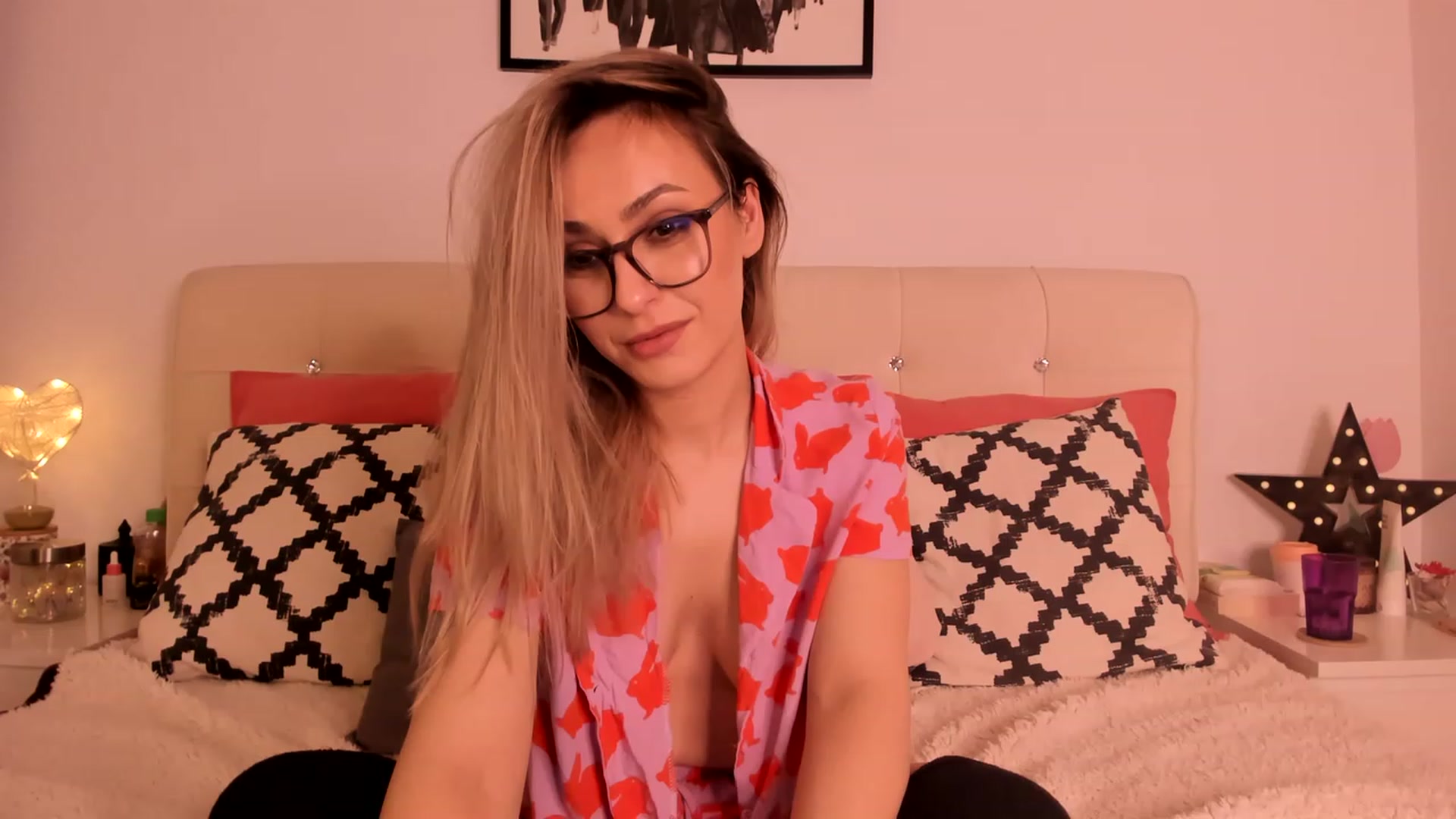 Gallery image thumbnail from Simi__'s myfreecams stream on, 01/30/2023, 18:12 image 6 of 20
