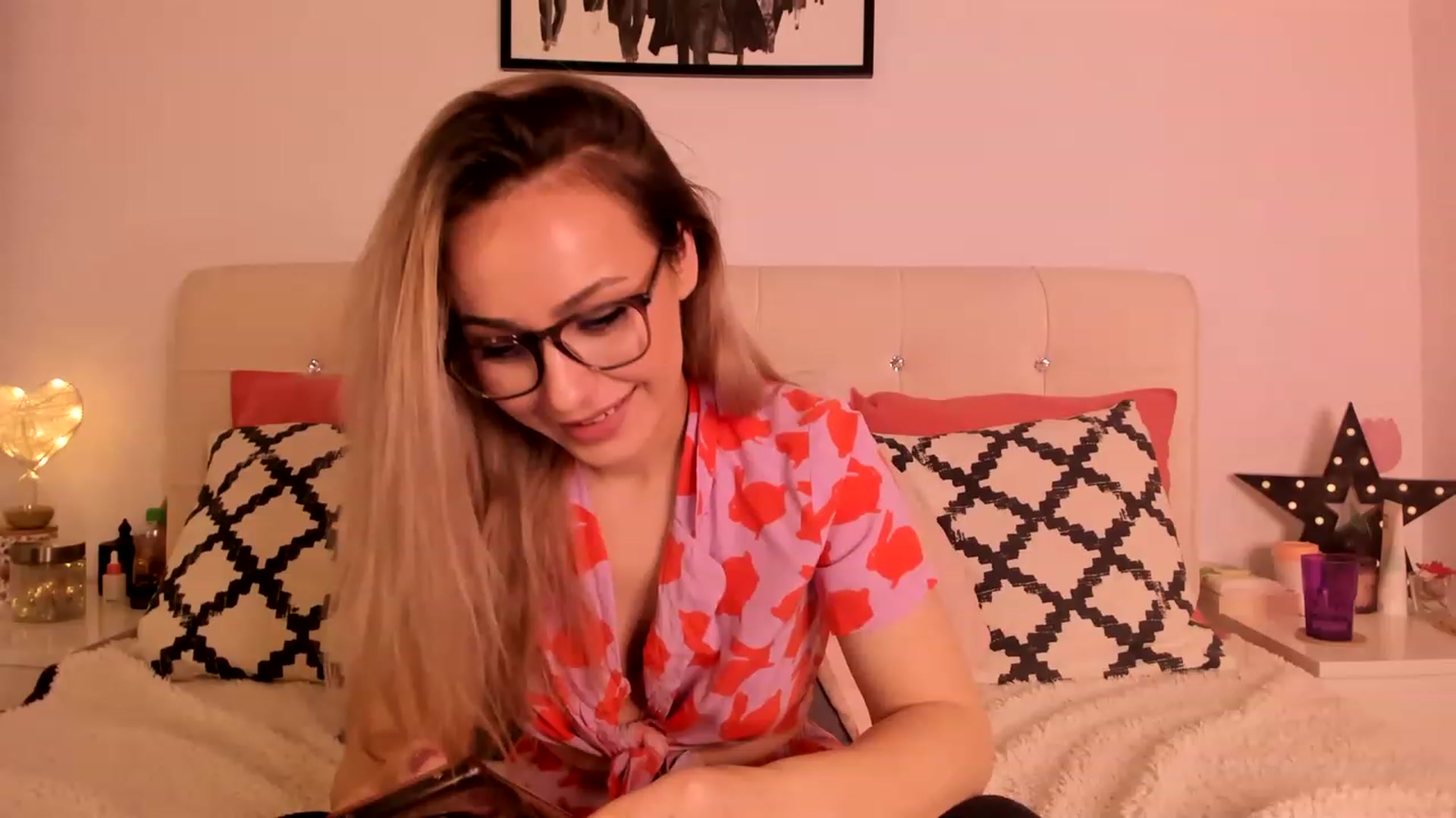 Gallery image thumbnail from Simi__'s myfreecams stream on, 01/30/2023, 18:28 image 11 of 20