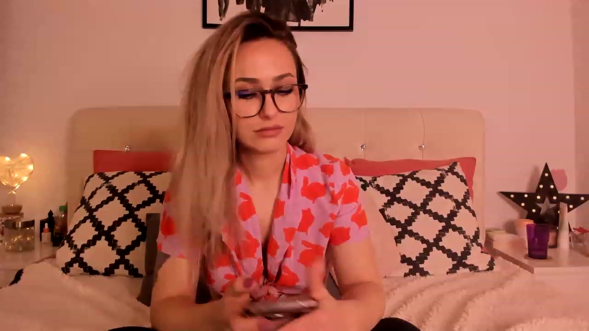 Gallery image thumbnail from Simi__'s myfreecams stream on, 01/30/2023, 18:28 image 8 of 20