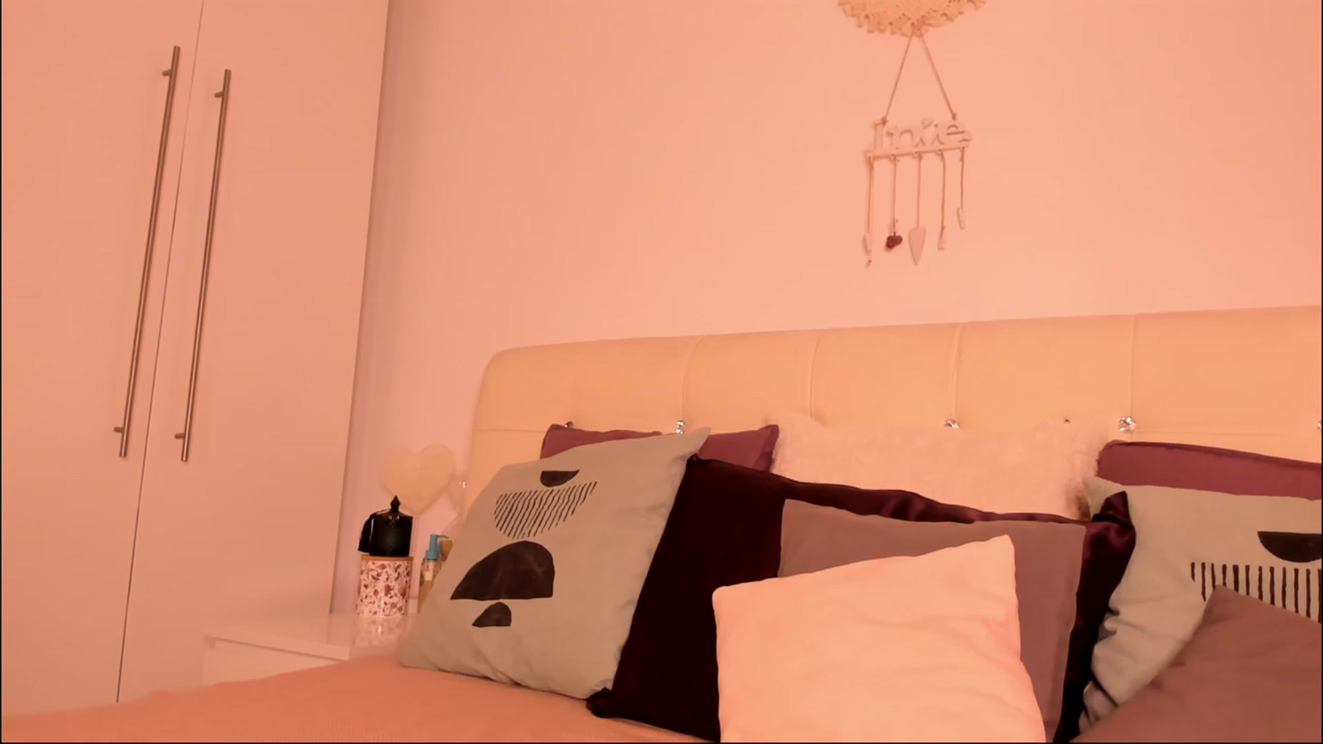 Gallery image thumbnail from Simi__'s myfreecams stream on, 05/14/2023, 15:46 image 17 of 20