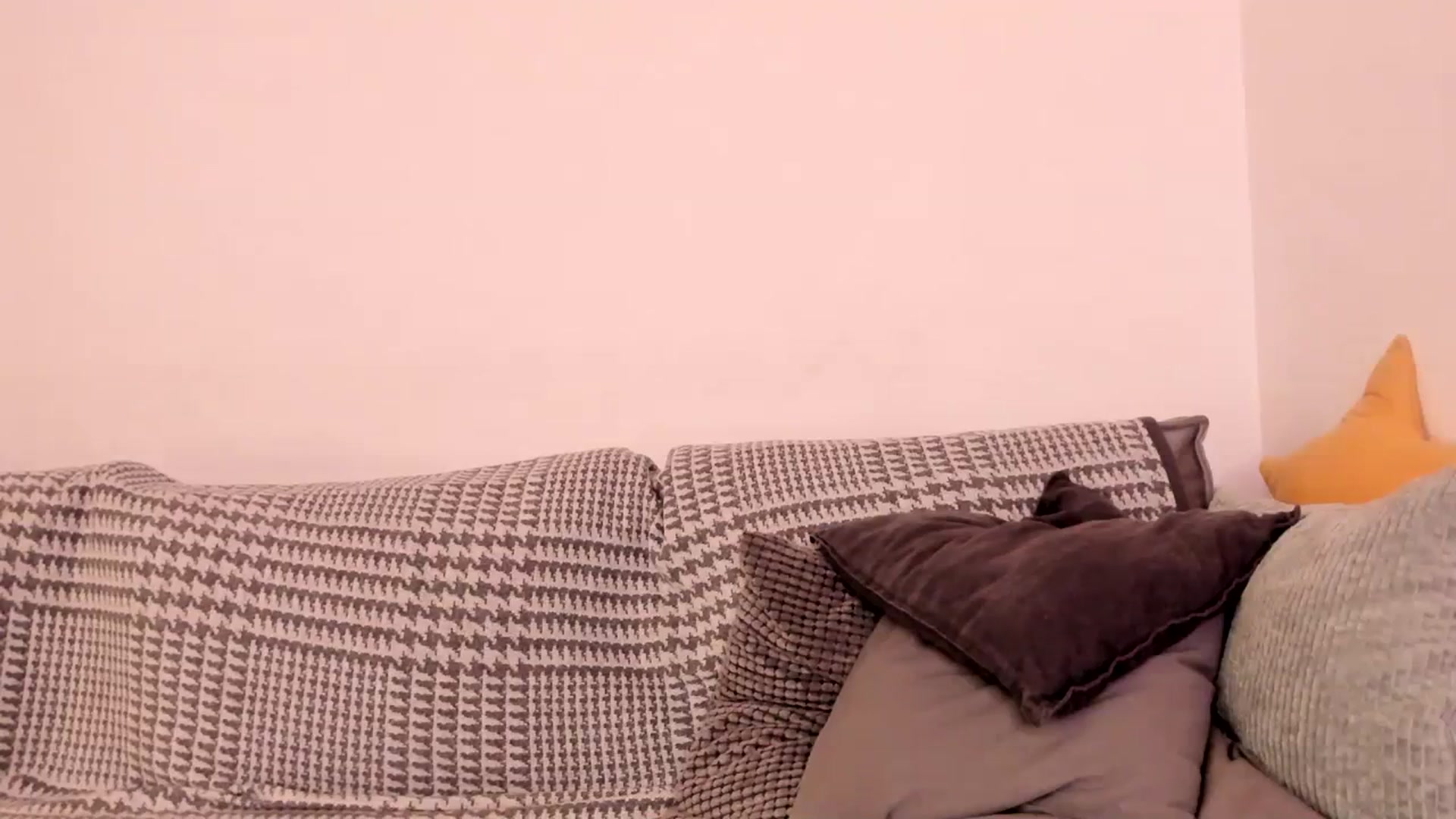 Gallery image thumbnail from Simi__'s myfreecams stream on, 10/03/2023, 16:51 image 19 of 20
