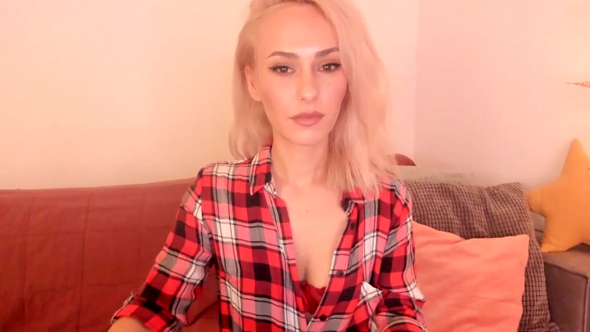 Gallery image thumbnail from Simi__'s myfreecams stream on, 11/11/2023, 16:44 image 9 of 20