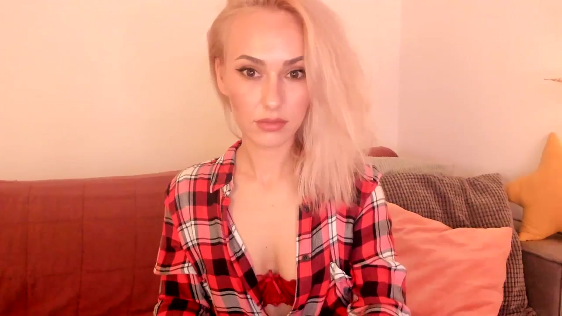 Gallery image thumbnail from Simi__'s myfreecams stream on, 11/11/2023, 16:44 image 5 of 20