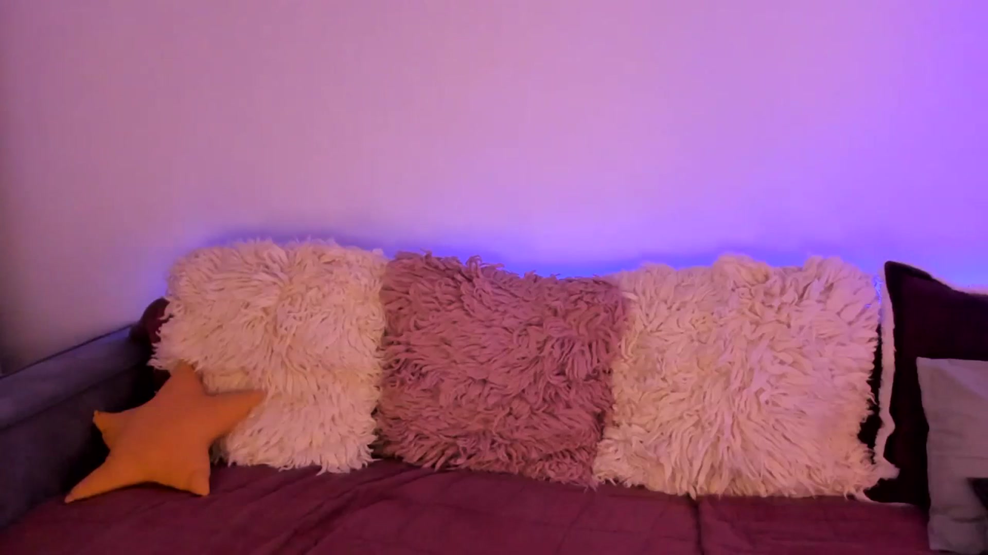Gallery image thumbnail from Simi__'s myfreecams stream on, 12/09/2023, 18:19 image 18 of 20