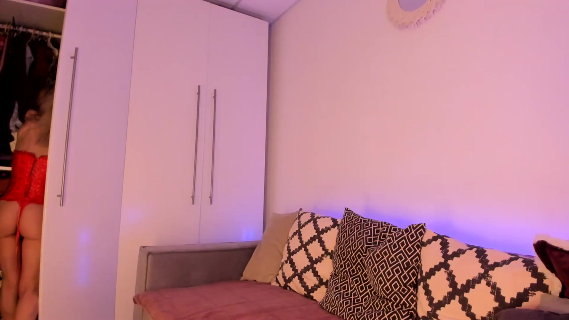 Gallery image thumbnail from Simi__'s myfreecams stream on, 02/25/2024, 18:49 image 8 of 20