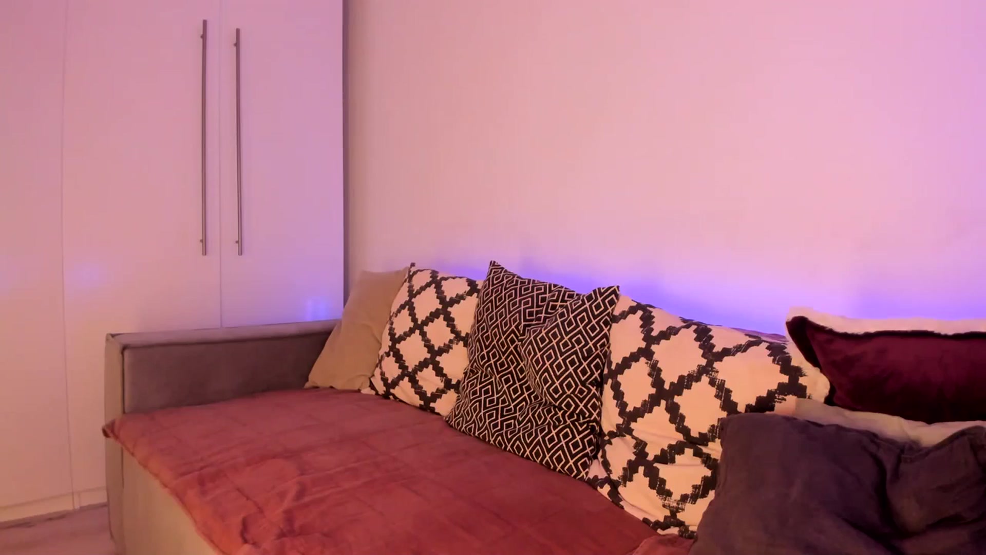 Gallery image thumbnail from Simi__'s myfreecams stream on, 02/25/2024, 18:49 image 3 of 20