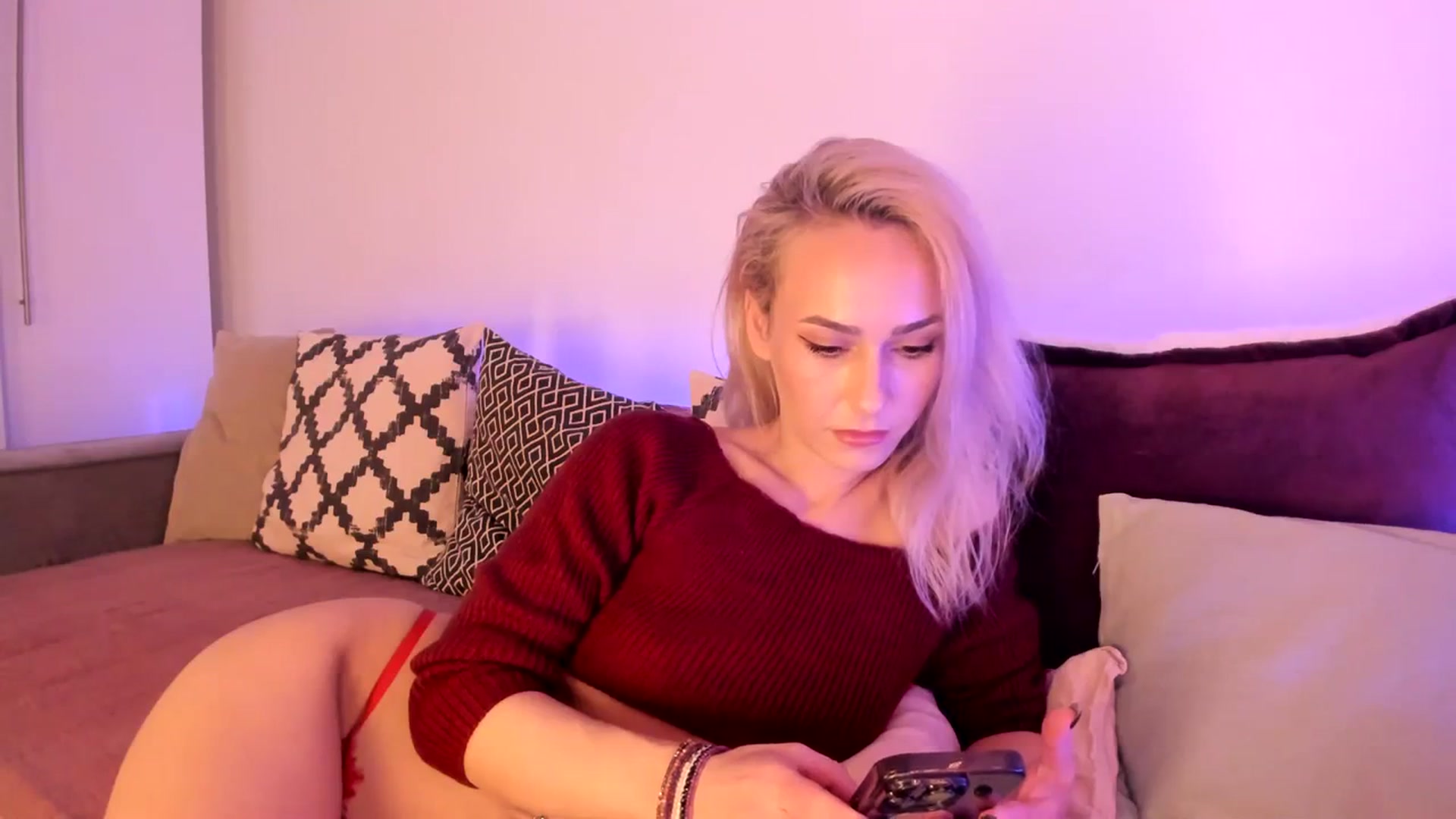 Gallery image thumbnail from Simi__'s myfreecams stream on, 02/26/2024, 17:10 image 2 of 20