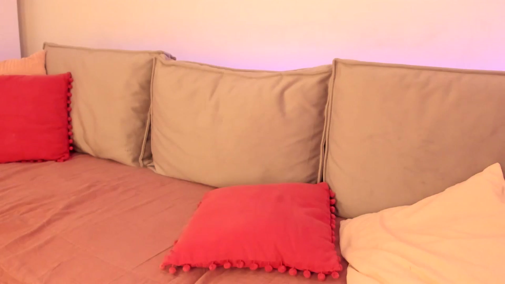 Gallery image thumbnail from Simi__'s myfreecams stream on, 05/09/2024, 17:38 image 9 of 20