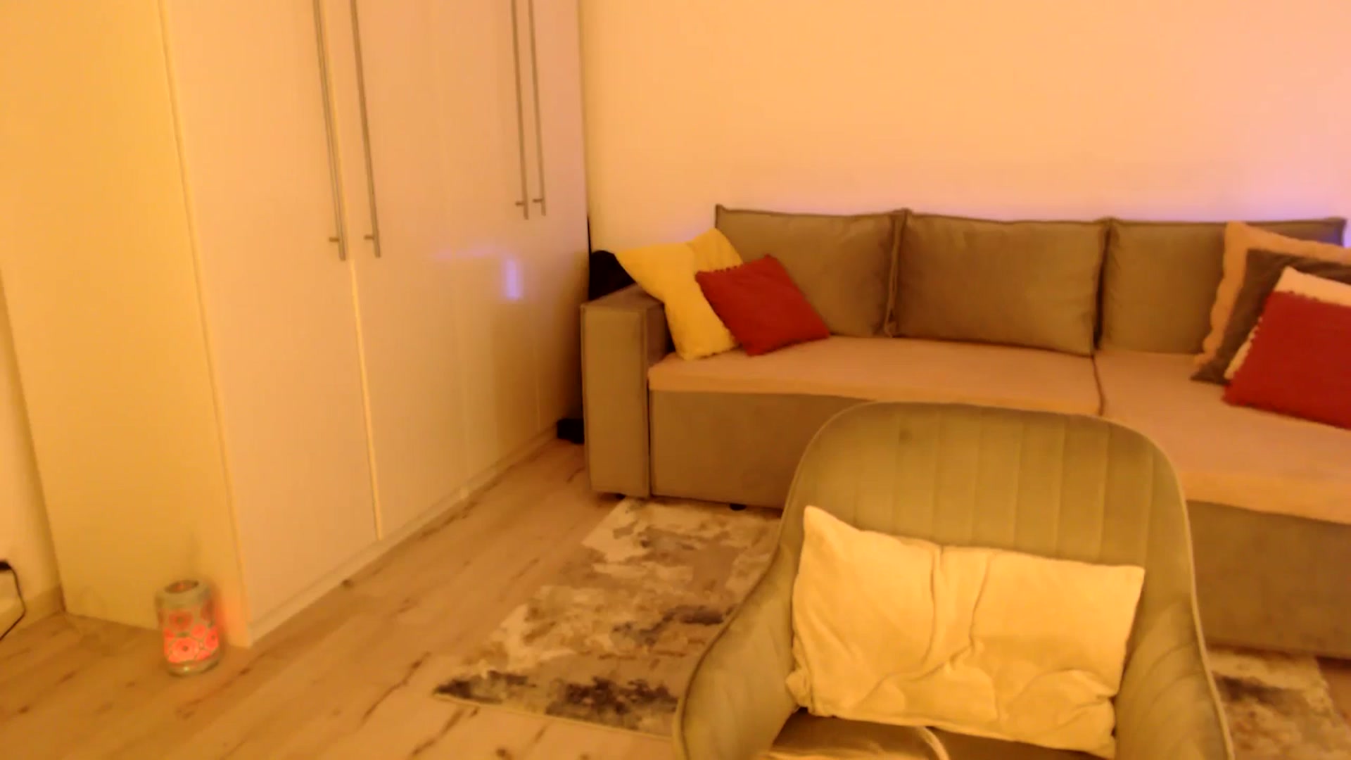 Gallery image thumbnail from Simi__'s myfreecams stream on, 06/23/2024, 16:33 image 8 of 20