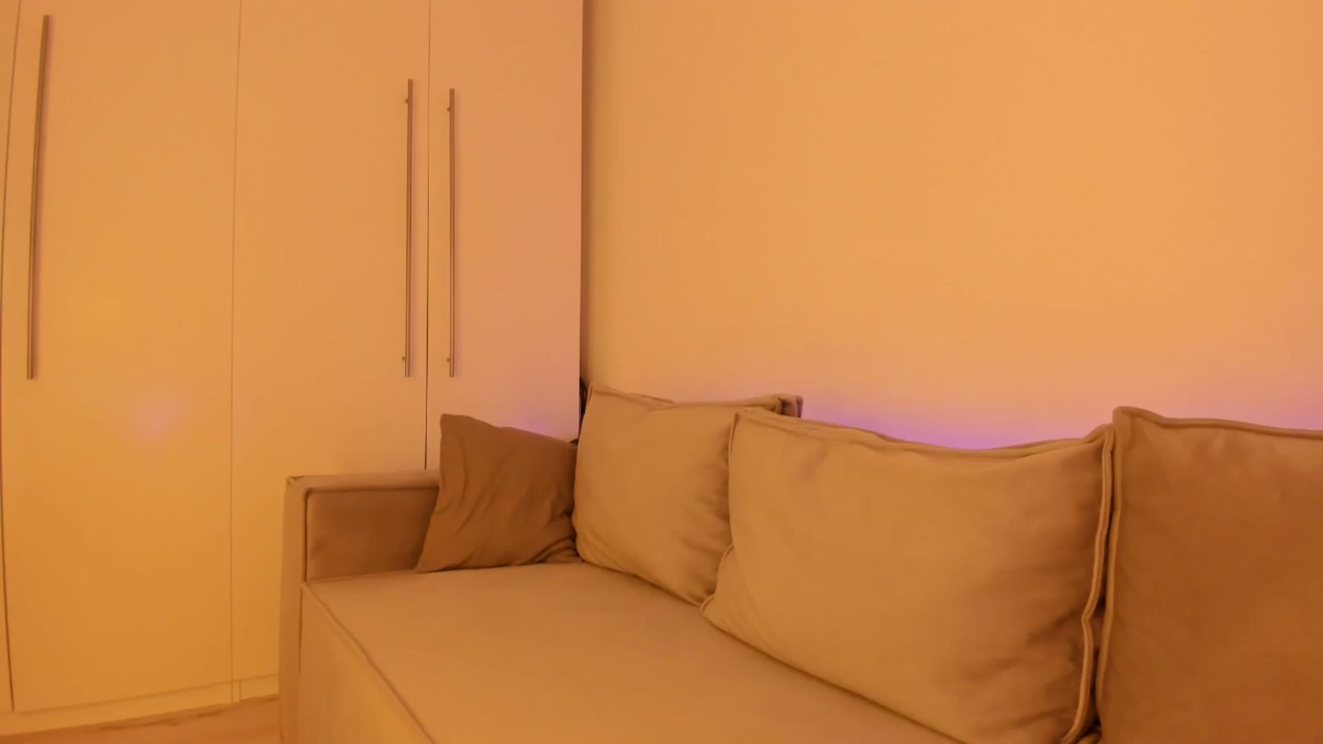 Gallery image thumbnail from Simi__'s myfreecams stream on, 07/14/2024, 24:11 image 6 of 20