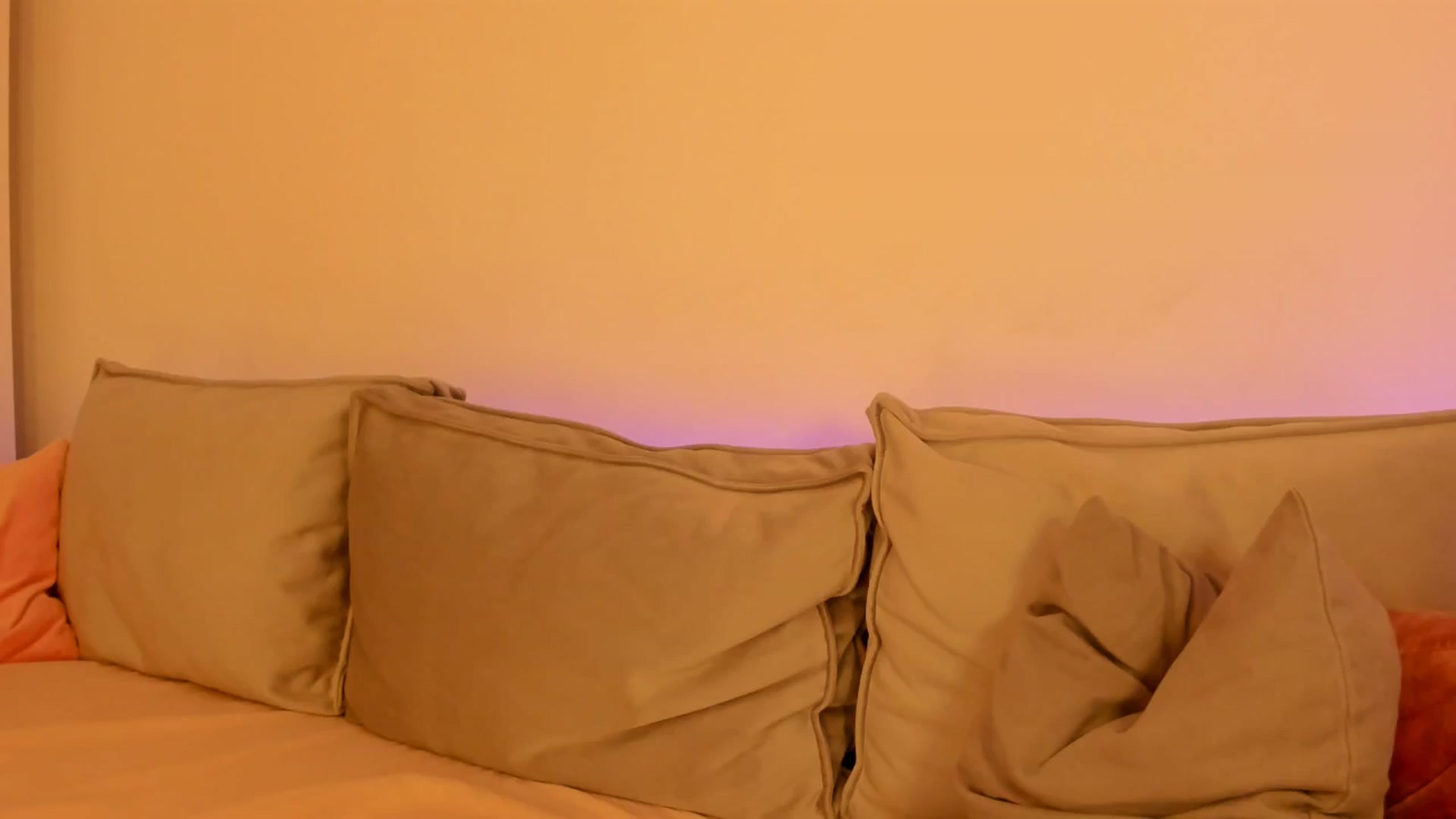 Gallery image thumbnail from Simi__'s myfreecams stream on, 08/11/2024, 17:44 image 19 of 20