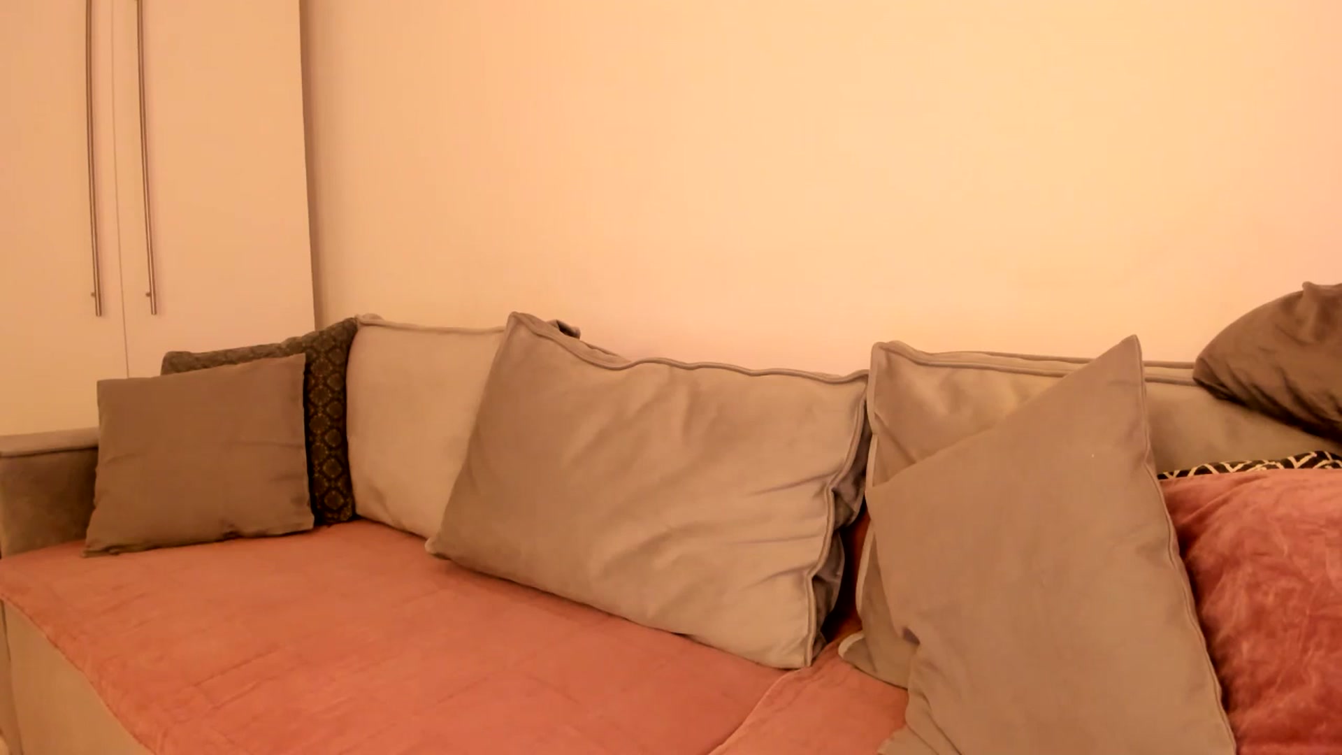 Gallery image thumbnail from Simi__'s myfreecams stream on, 10/15/2024, 17:33 image 6 of 20