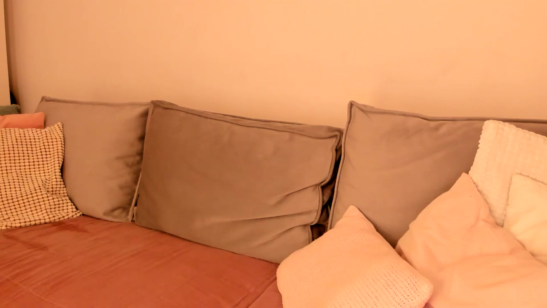 Gallery image thumbnail from Simi__'s myfreecams stream on, 12/05/2024, 17:51 image 4 of 20