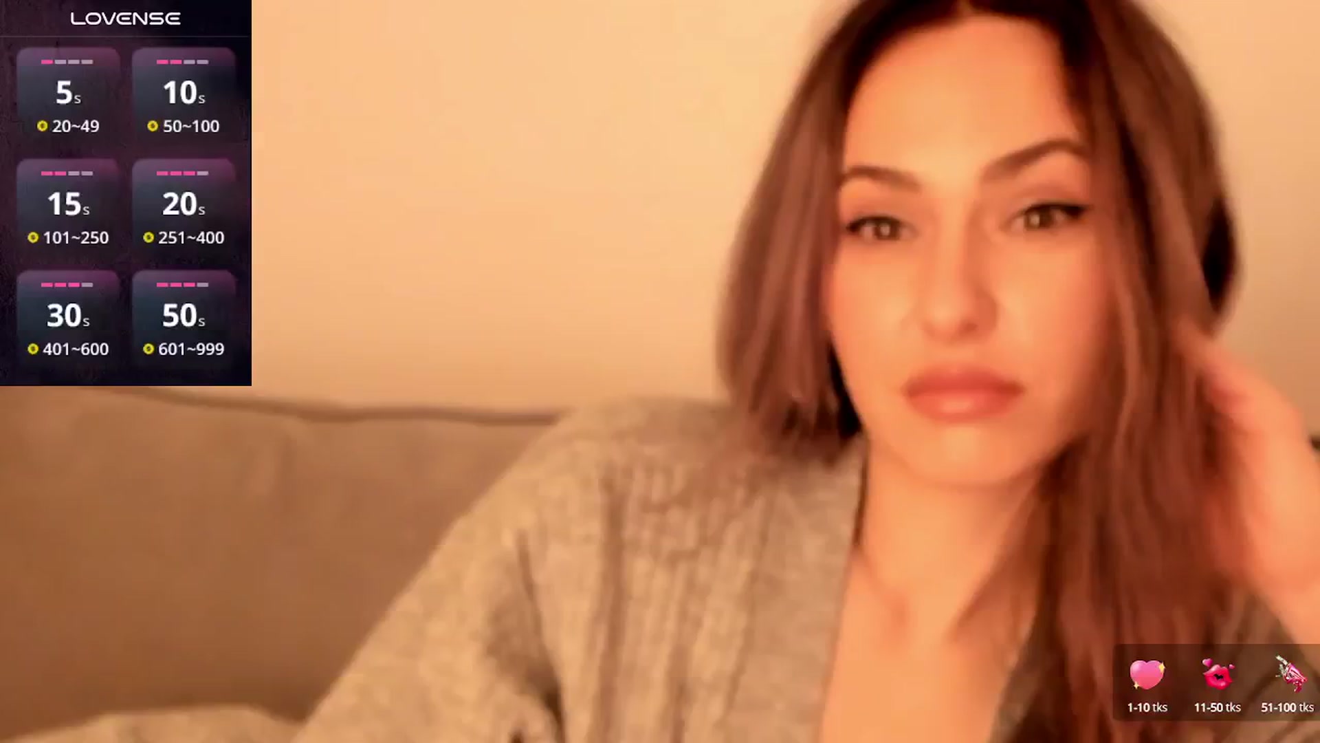 Gallery image thumbnail from Simi__'s myfreecams stream on, 01/18/2025, 16:10 image 2 of 20